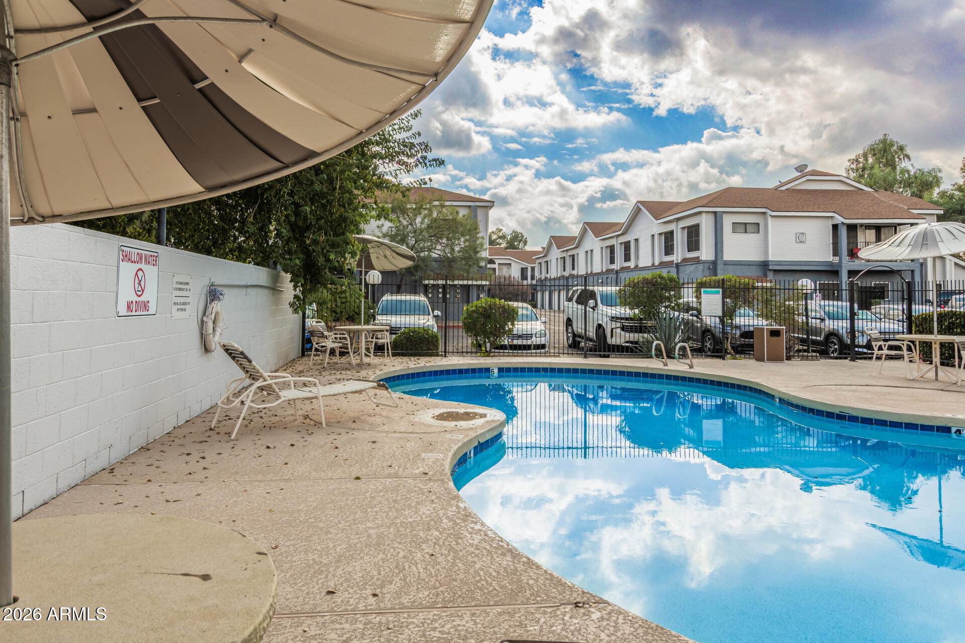 VILLAGE SQUARE - Residential