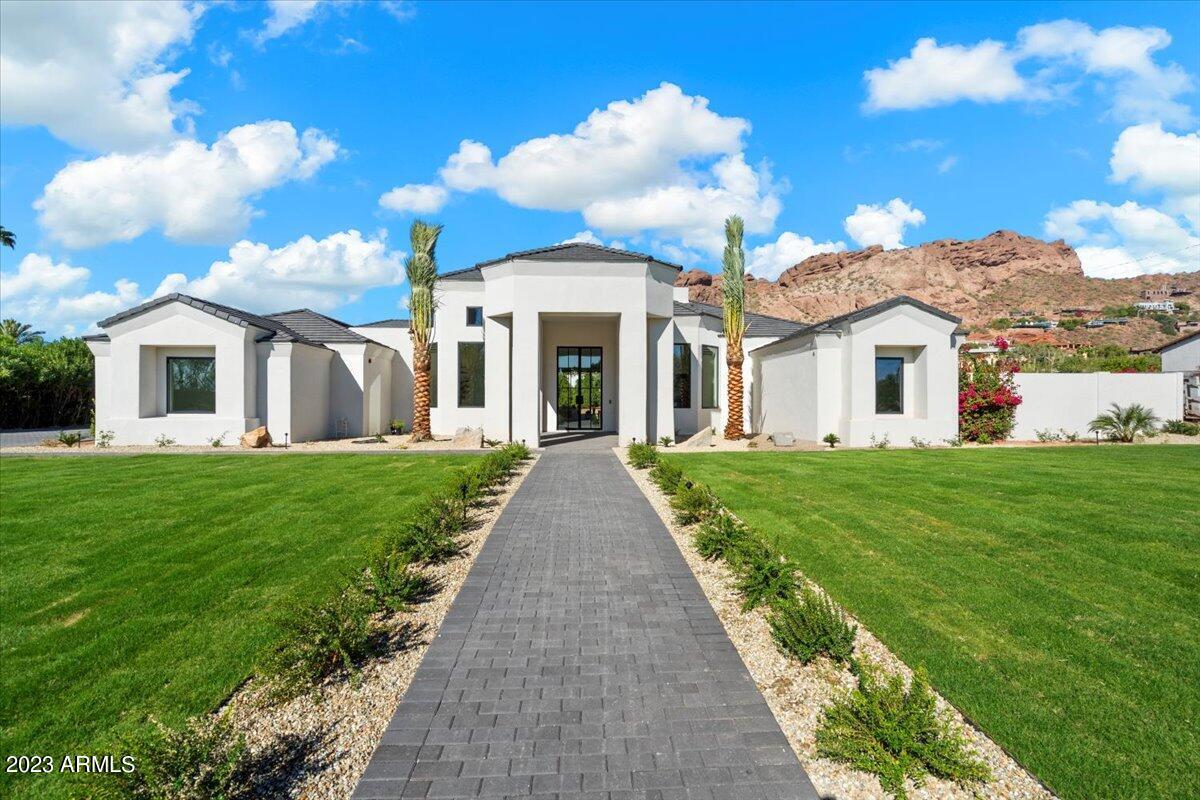 CAMELBACK SIERRA - Residential