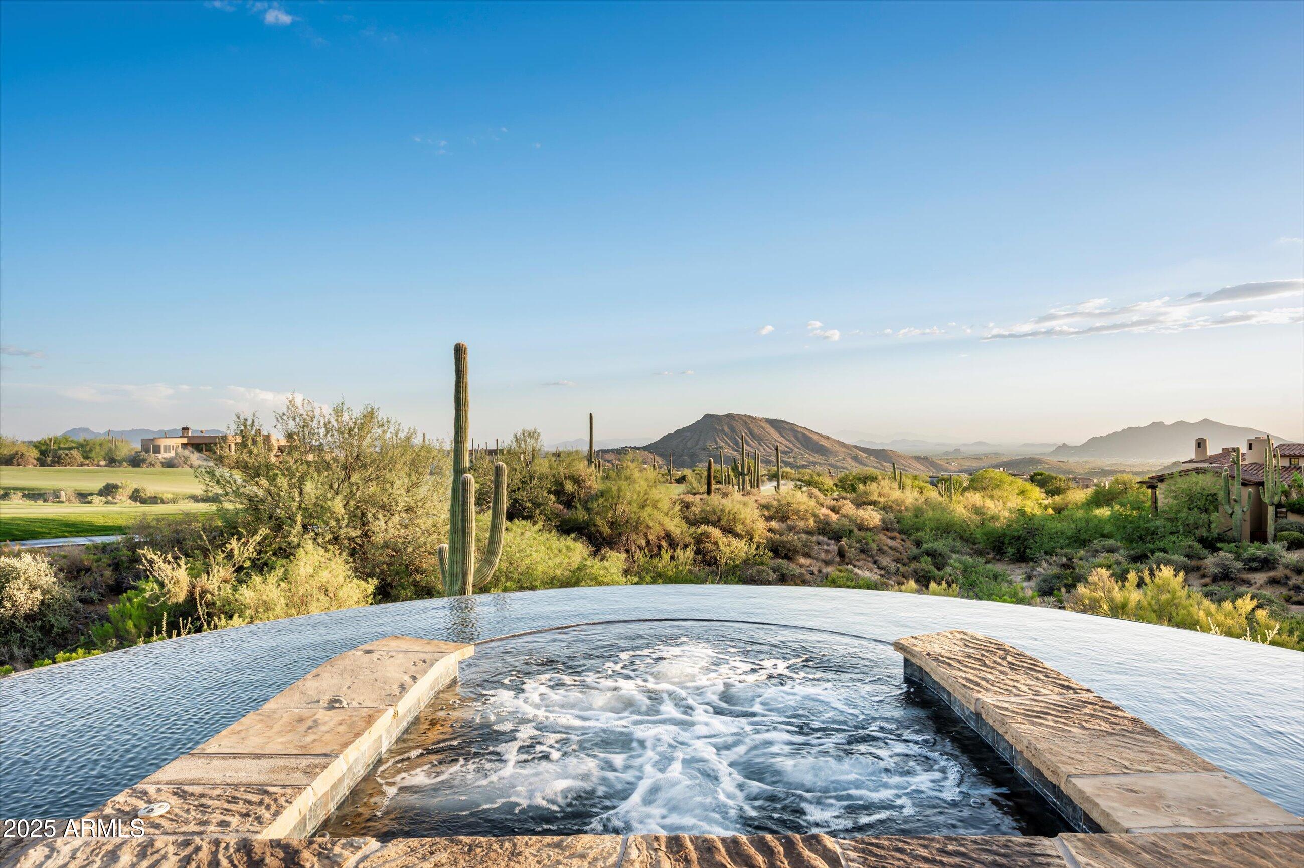 DESERT MOUNTAIN - Residential