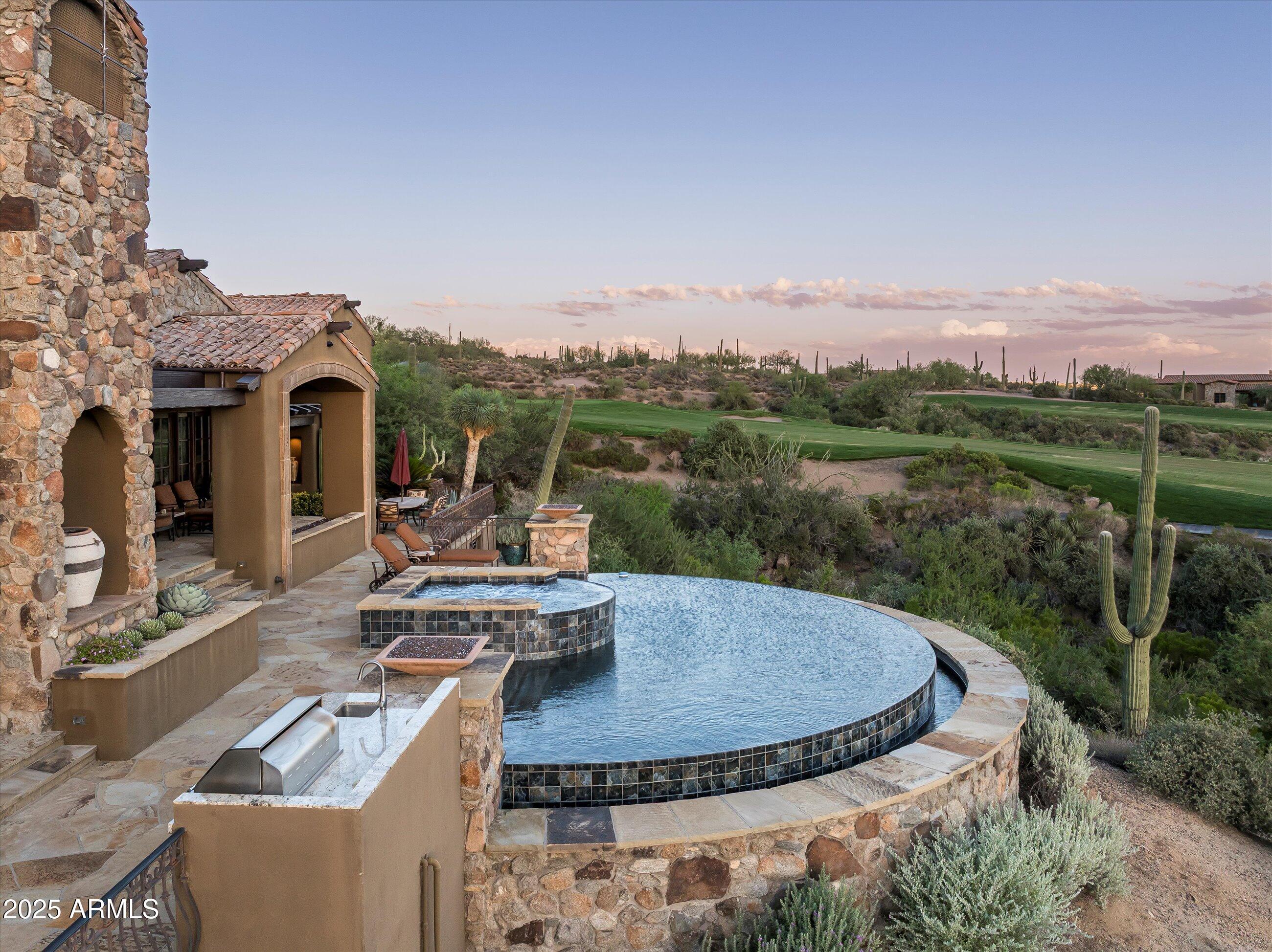 DESERT MOUNTAIN - Residential