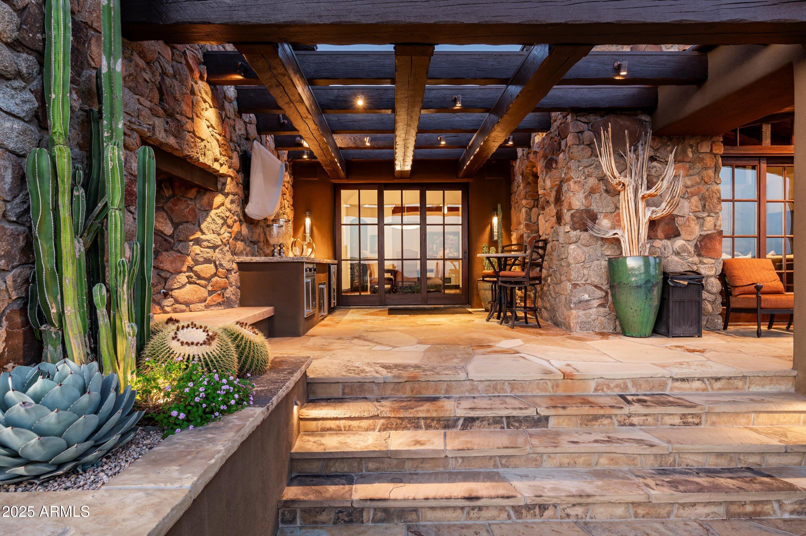 DESERT MOUNTAIN - Residential