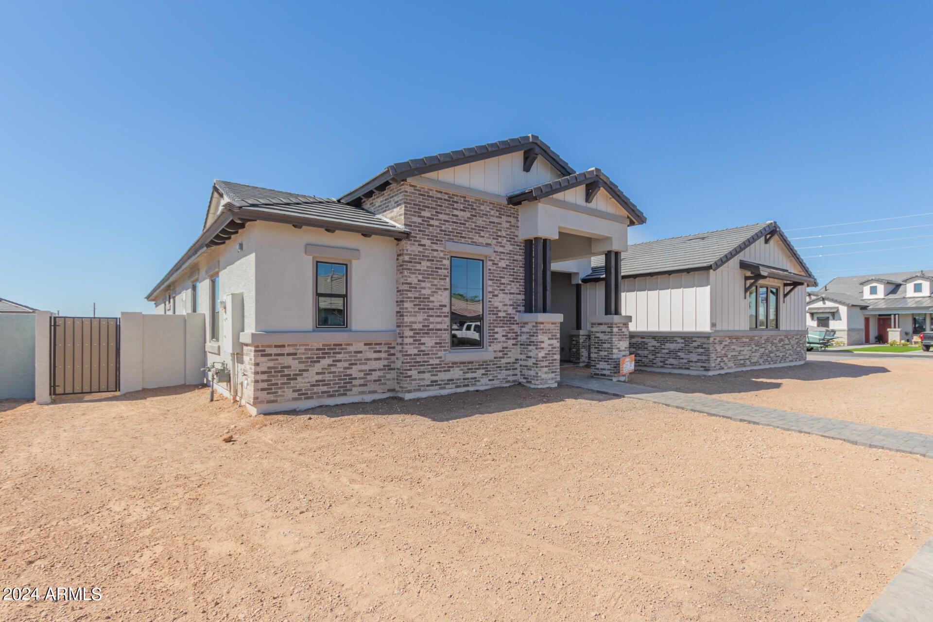 OVERLOOK AT FOREST KNOLL - Residential