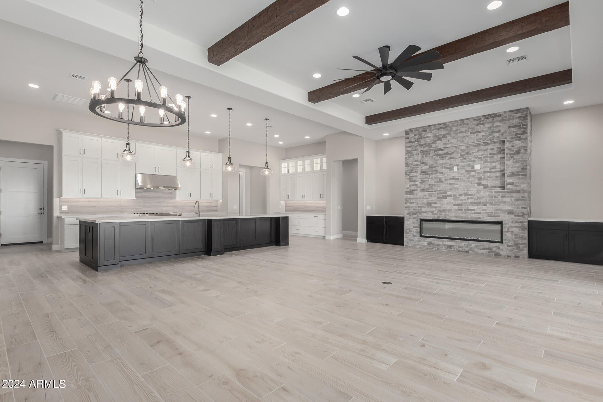 OVERLOOK AT FOREST KNOLL - Residential