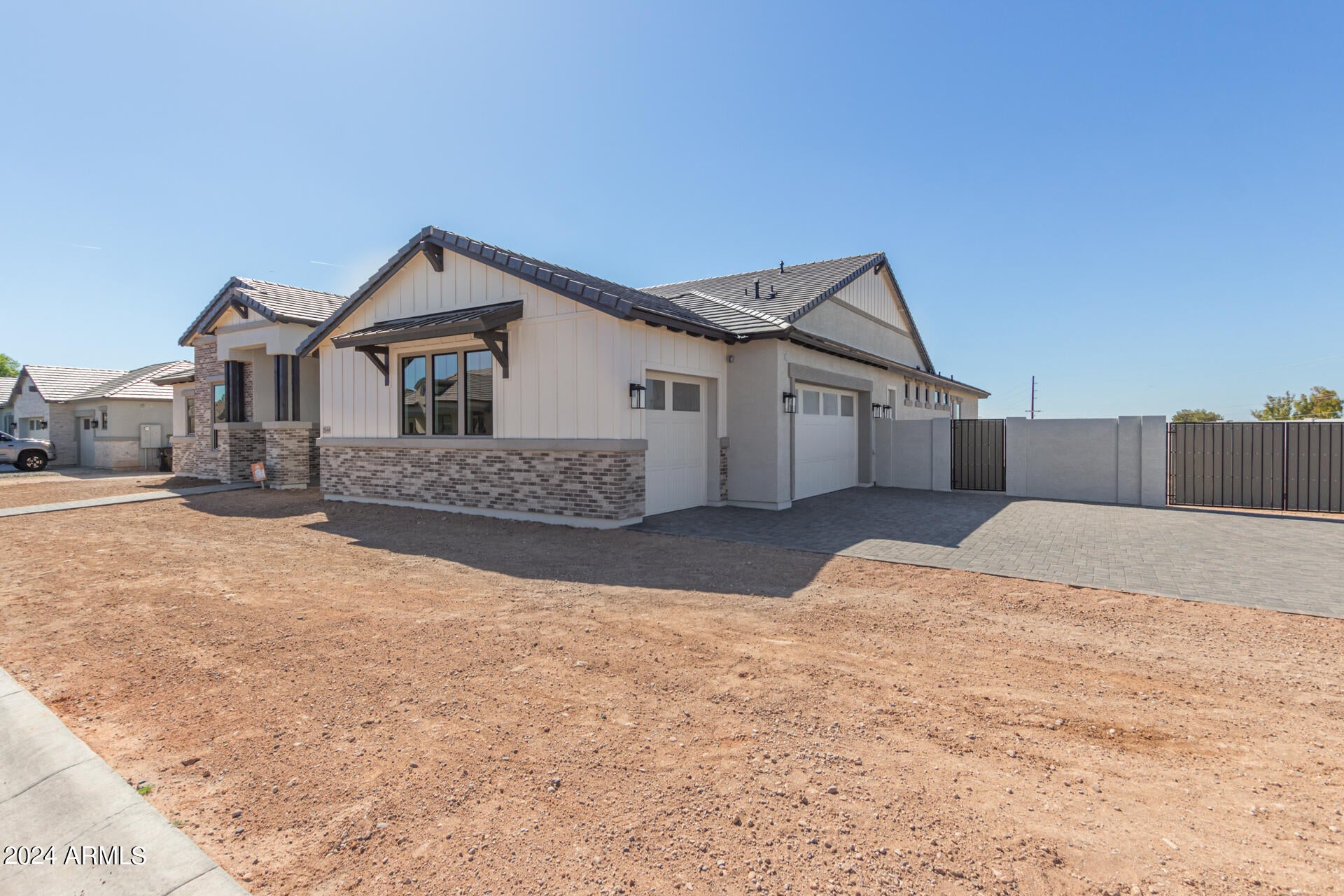 OVERLOOK AT FOREST KNOLL - Residential