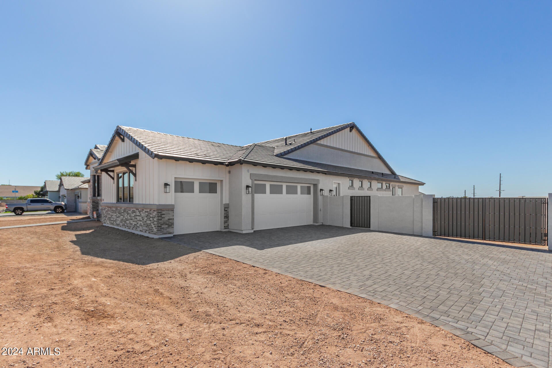 OVERLOOK AT FOREST KNOLL - Residential