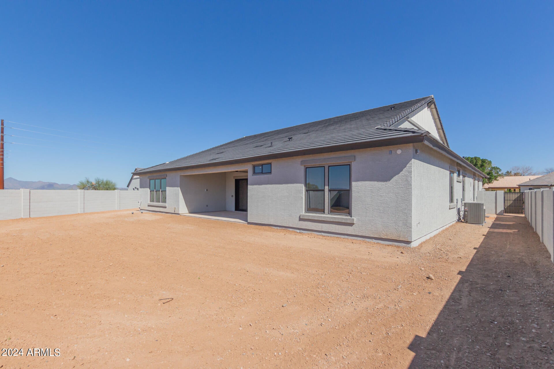 OVERLOOK AT FOREST KNOLL - Residential