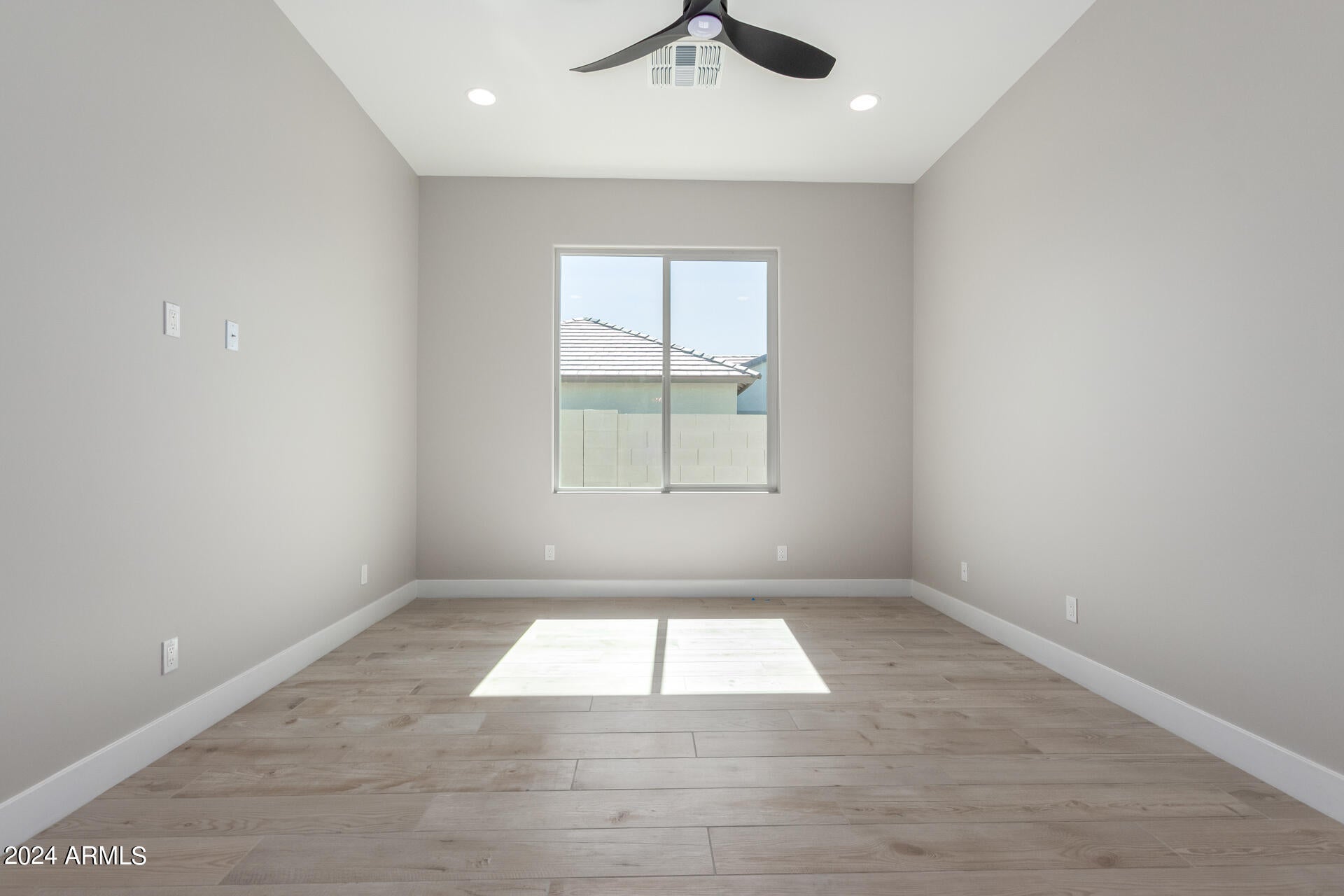 OVERLOOK AT FOREST KNOLL - Residential