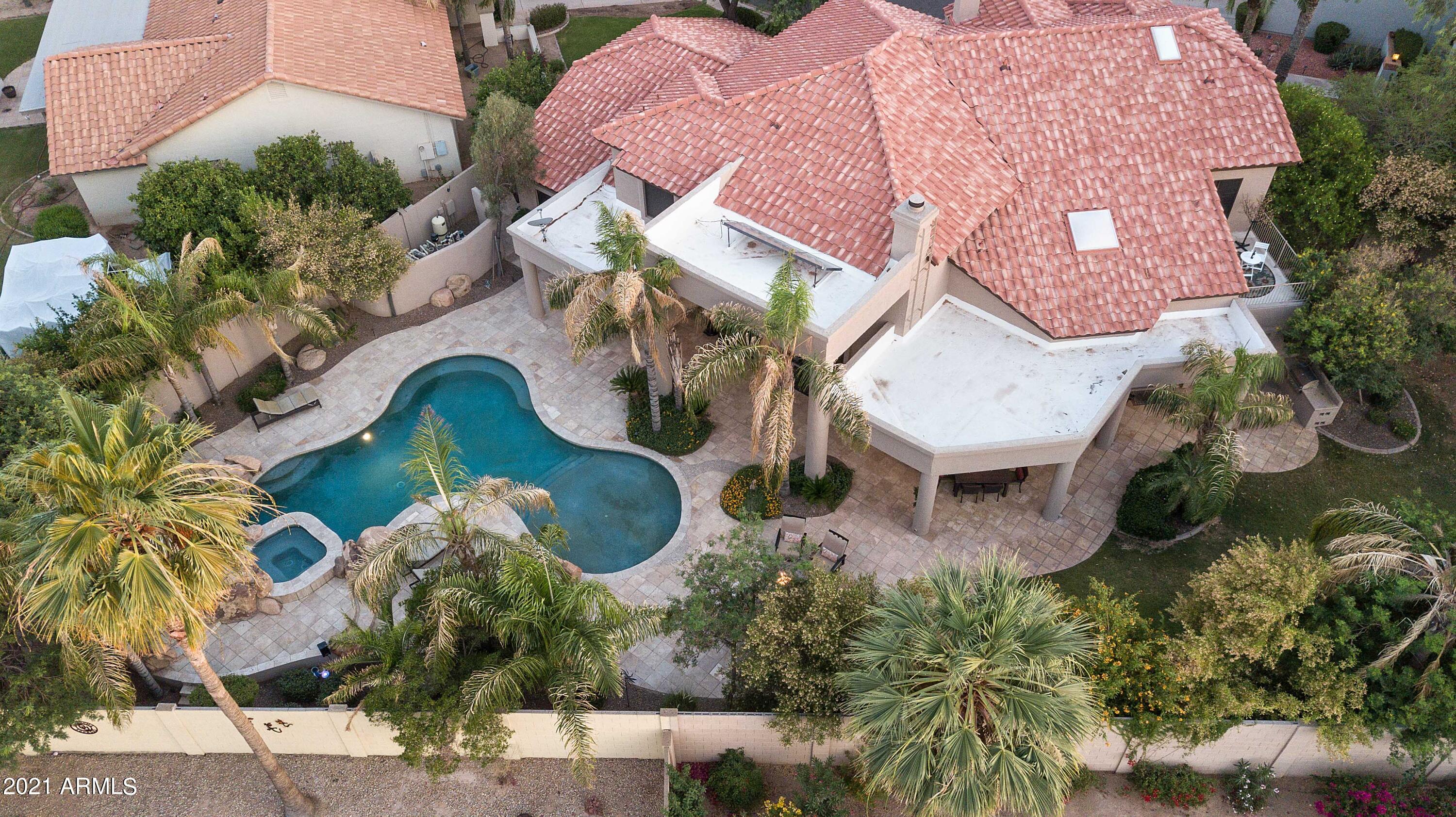 SCOTTSDALE RANCH - Residential