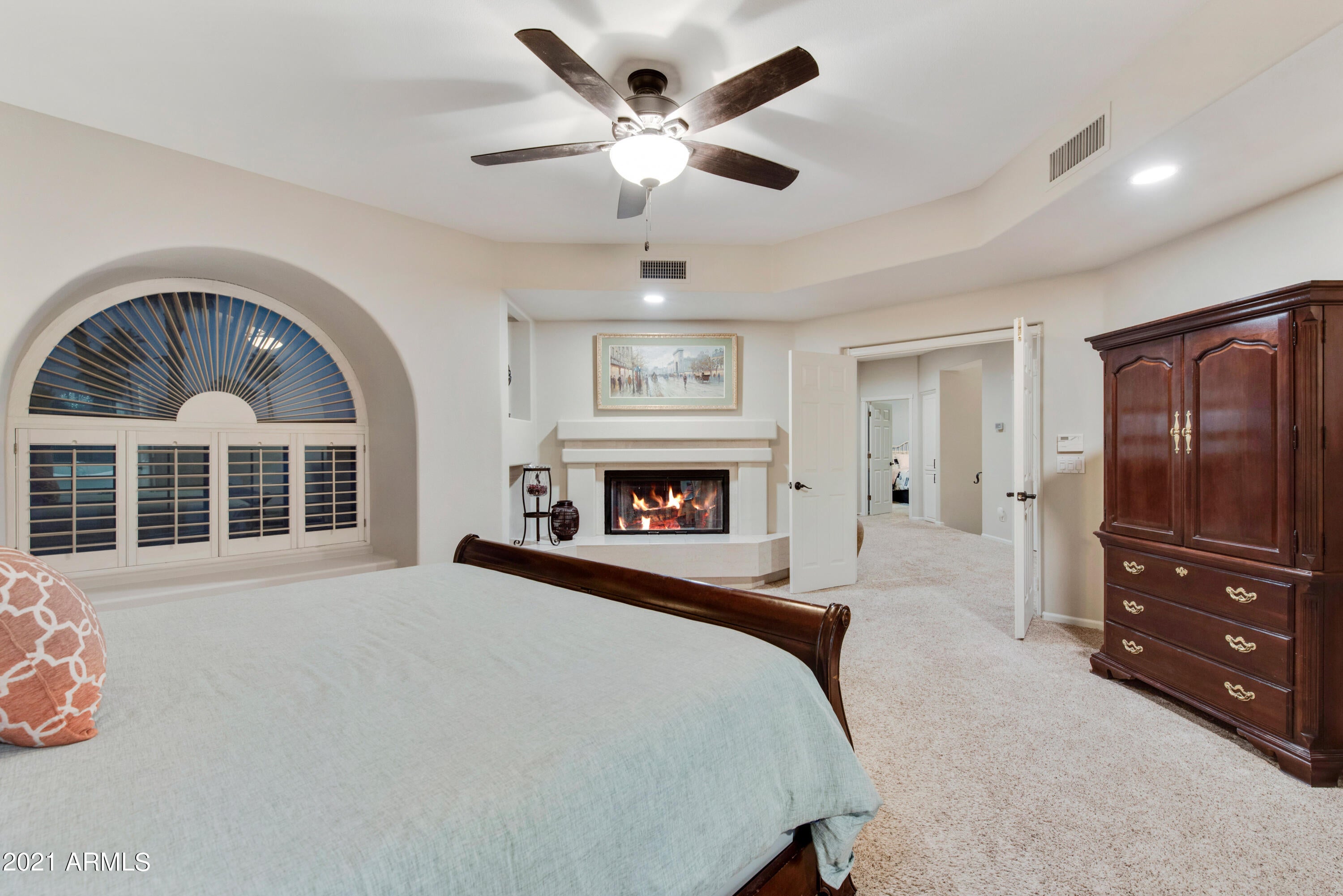 SCOTTSDALE RANCH - Residential