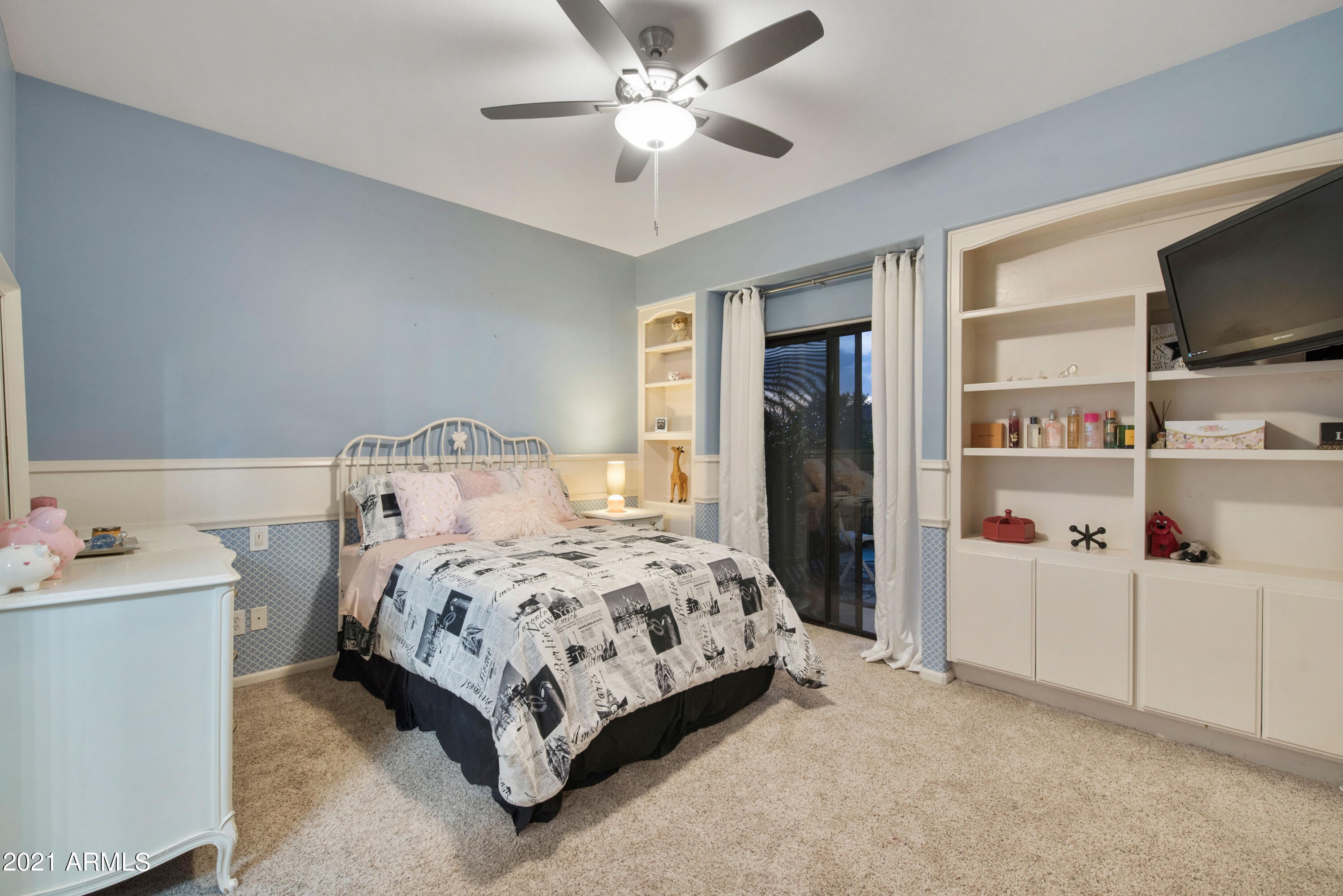 SCOTTSDALE RANCH - Residential