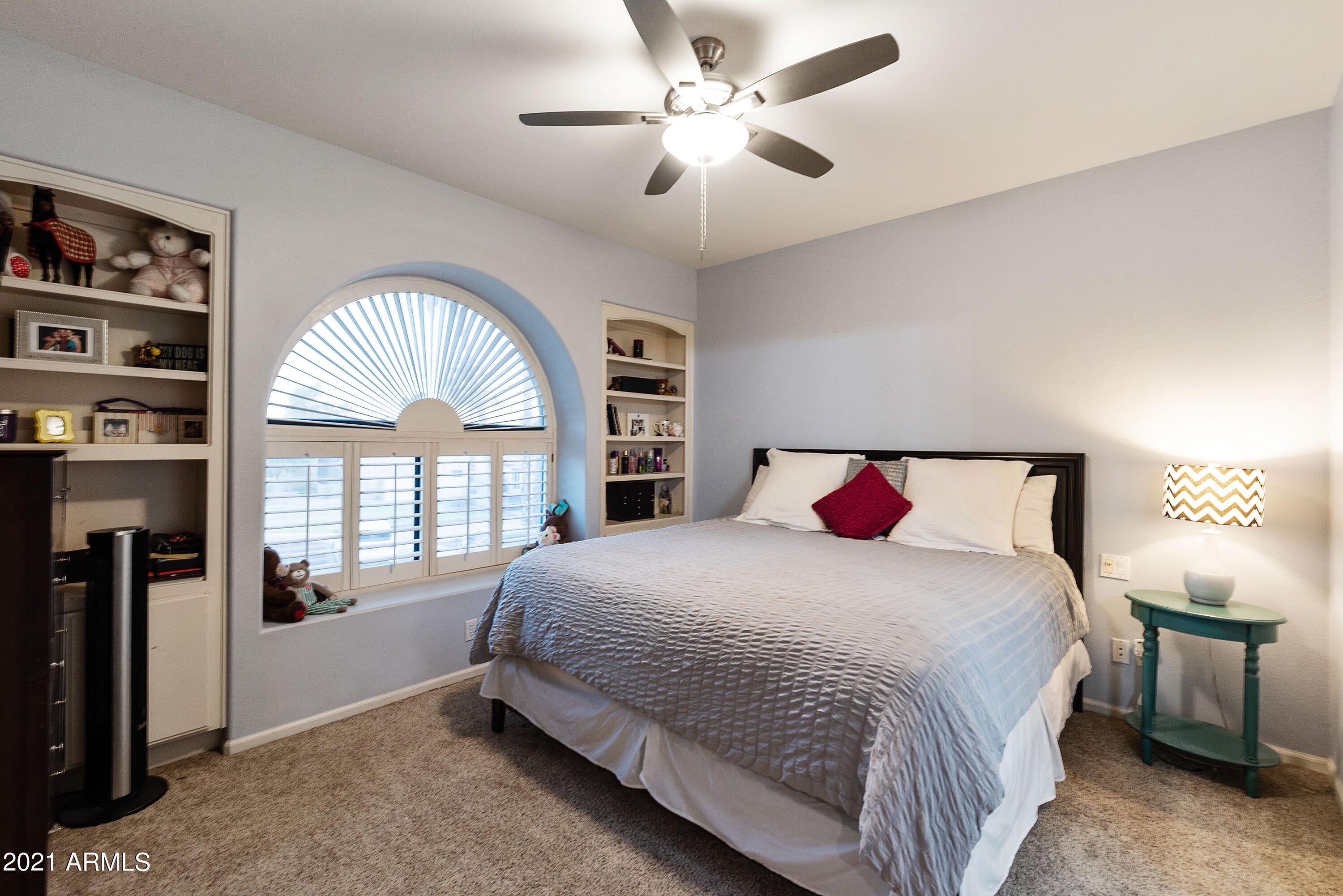 SCOTTSDALE RANCH - Residential