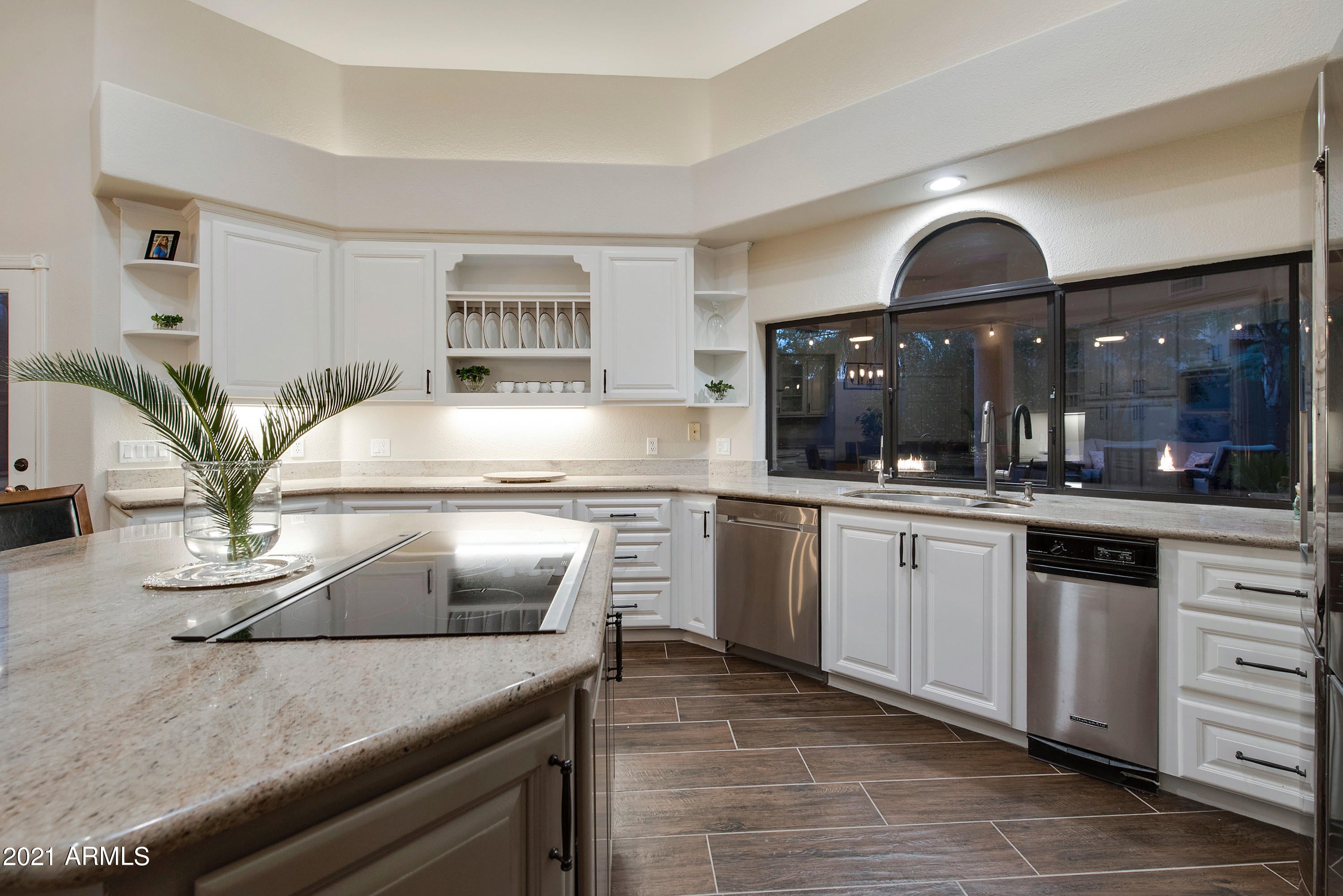 SCOTTSDALE RANCH - Residential