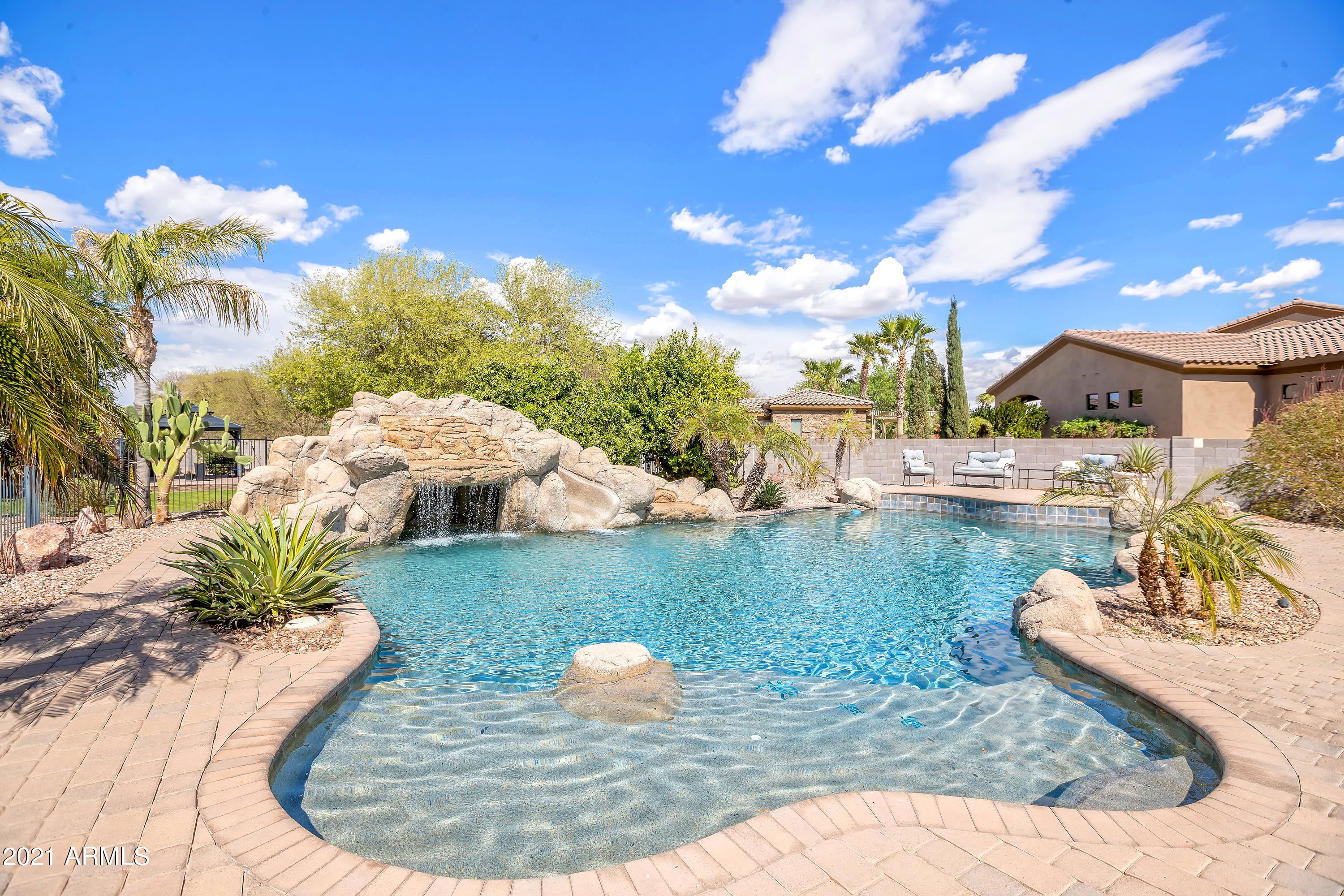 GREENFIELD ACRES 3 - Residential