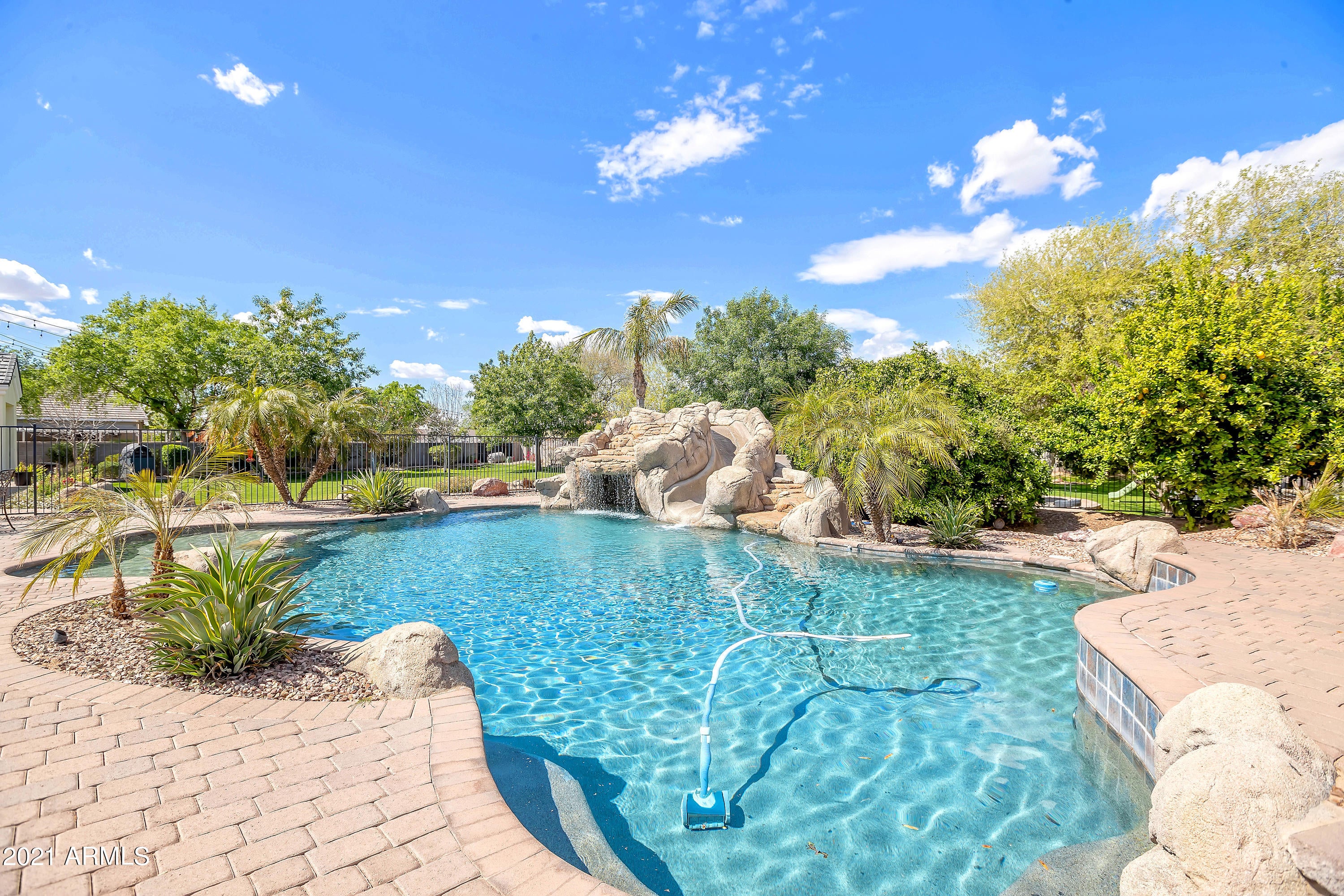 GREENFIELD ACRES 3 - Residential