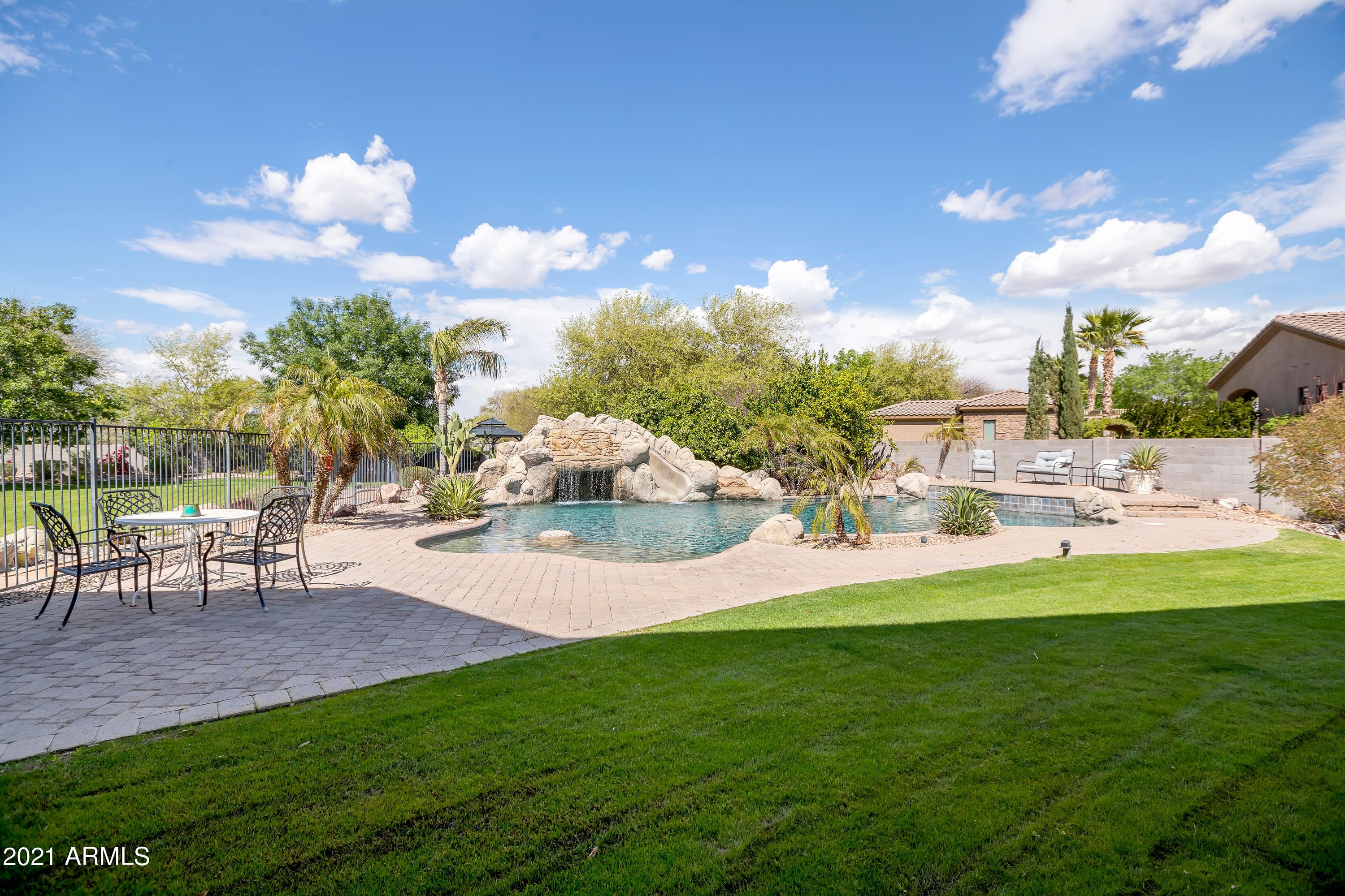 GREENFIELD ACRES 3 - Residential