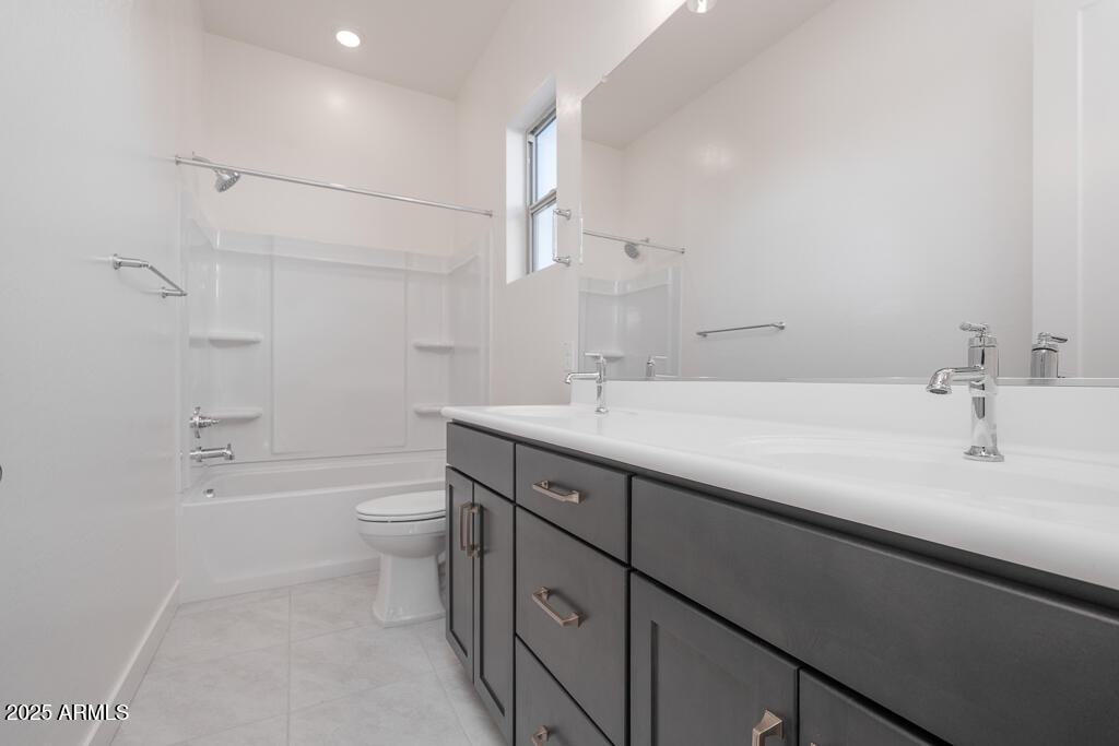 WARE FARMS PARCEL 5 2023043761 - Residential