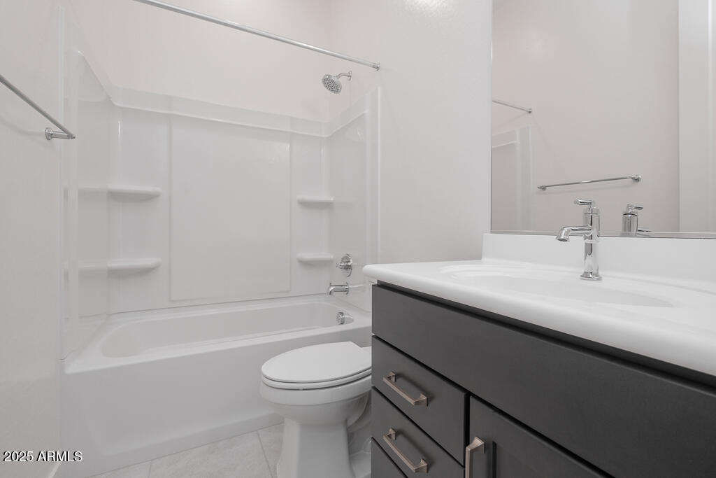 WARE FARMS PARCEL 5 2023043761 - Residential