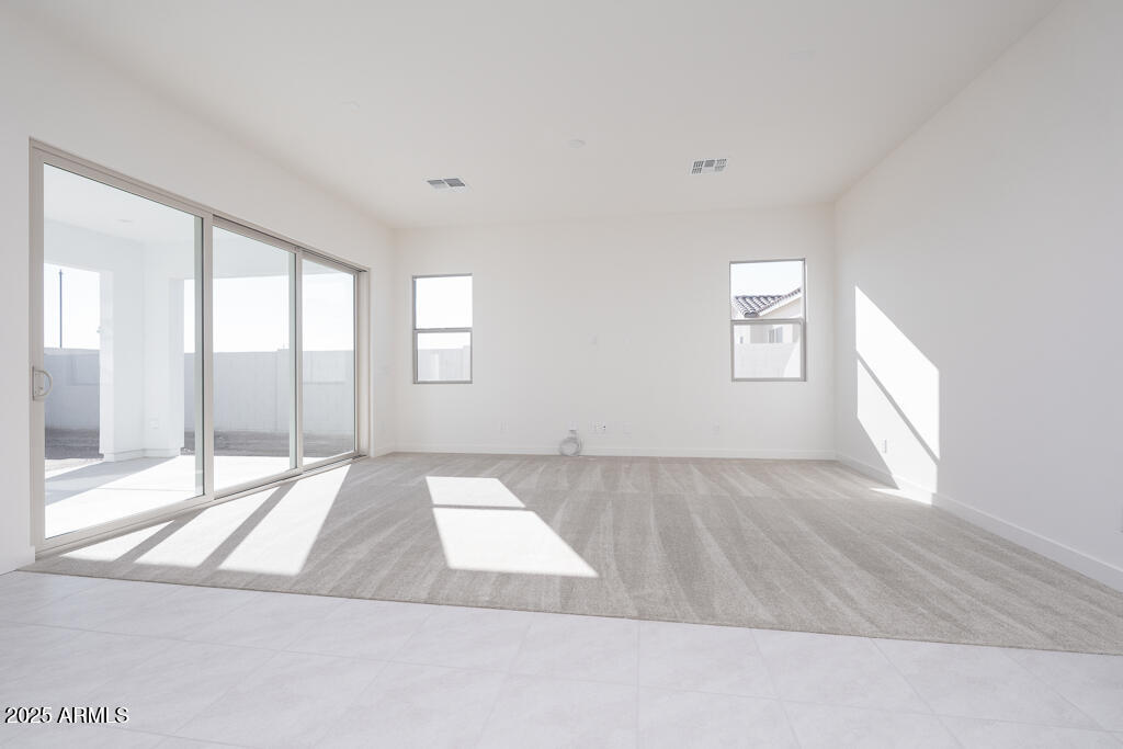 WARE FARMS PARCEL 5 2023043761 - Residential