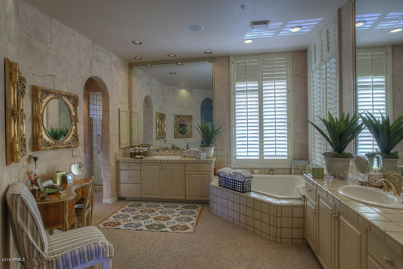 DC RANCH - Residential