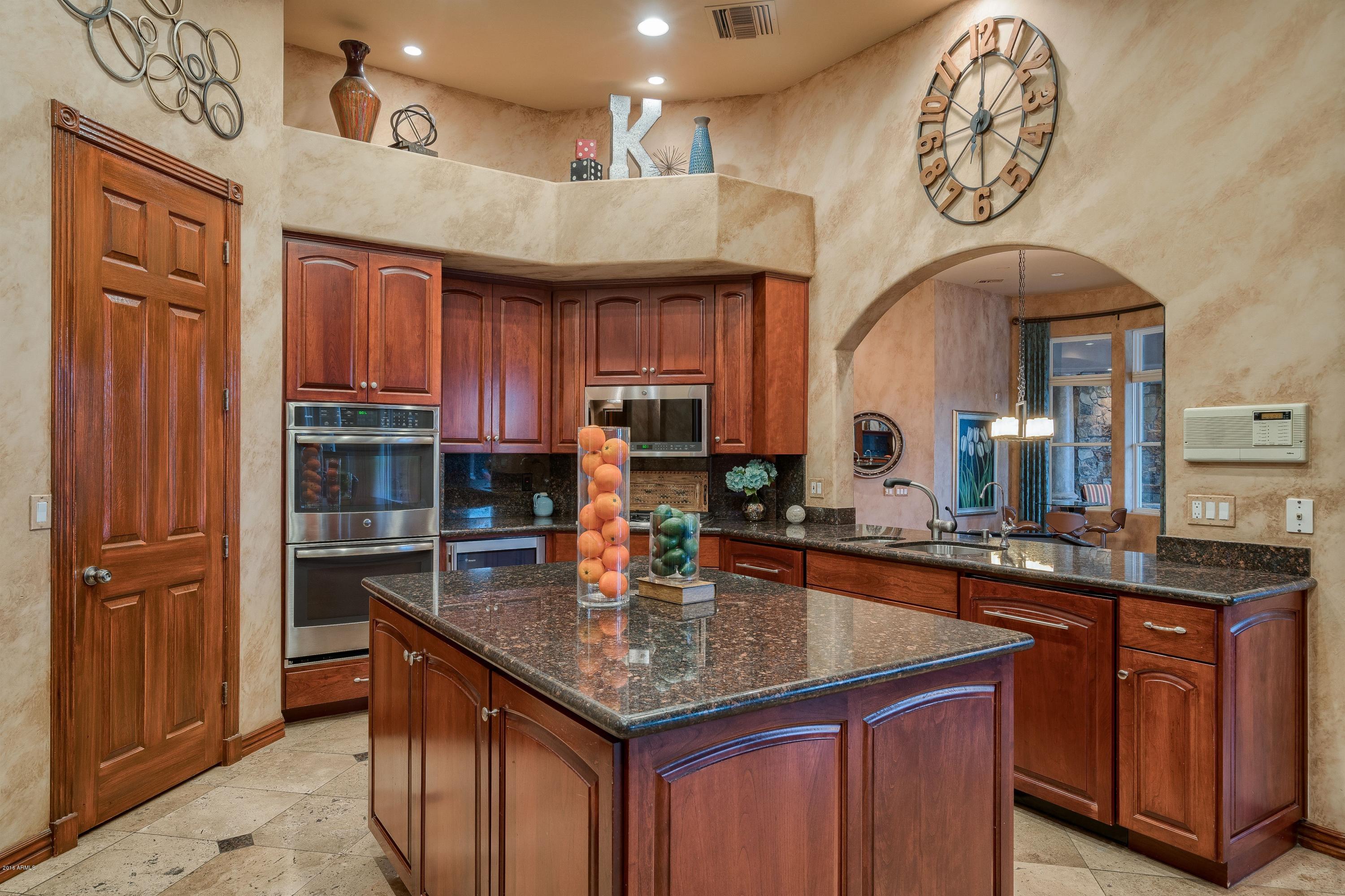 CIRCLE G AT HIGHLANDS WEST - Residential