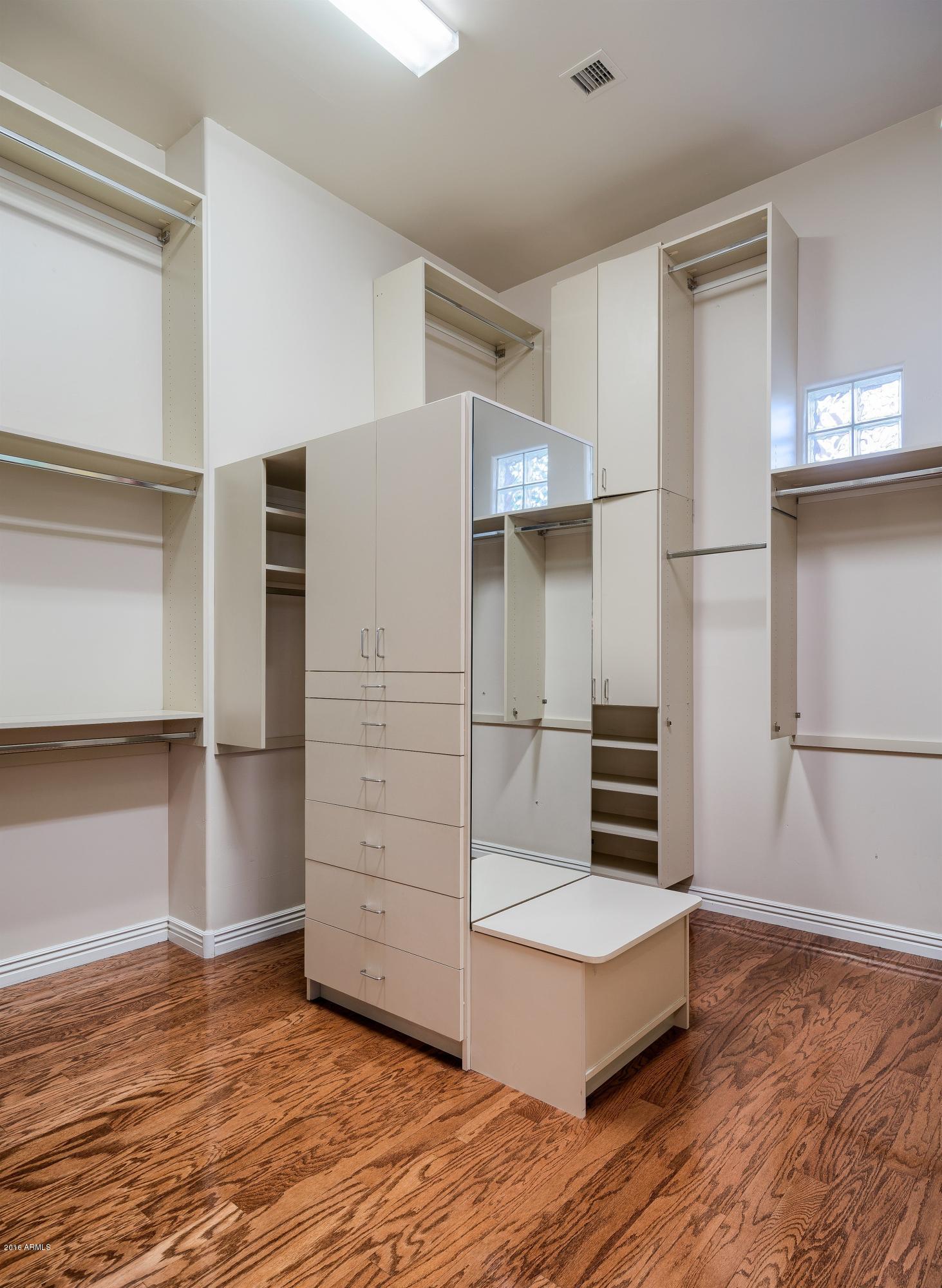 CIRCLE G AT HIGHLANDS WEST - Residential