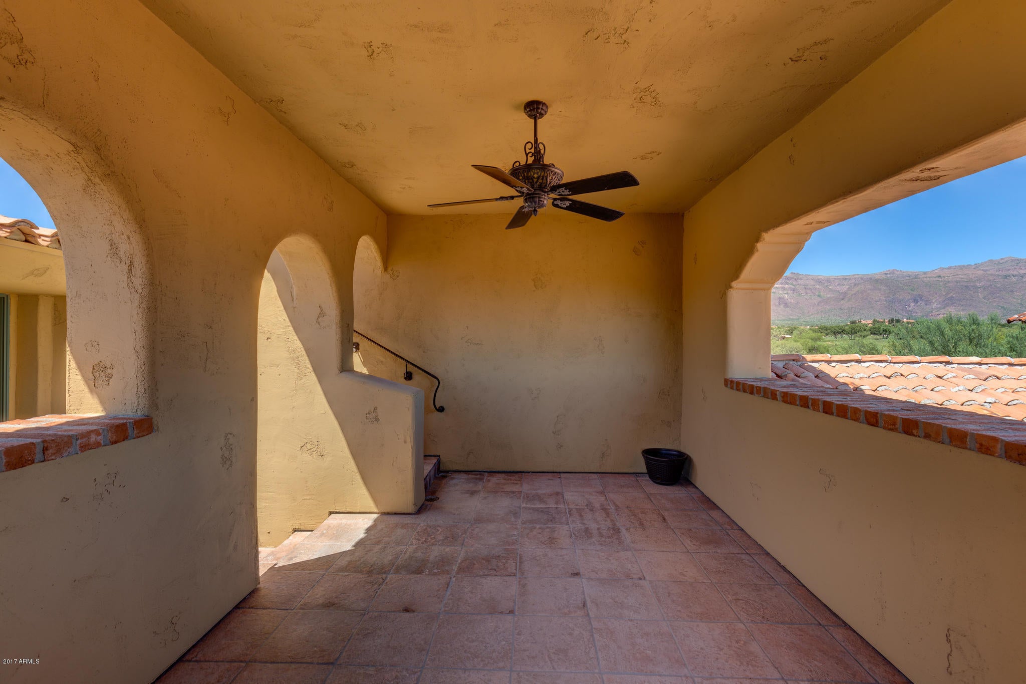 Superstition Mountain - Residential