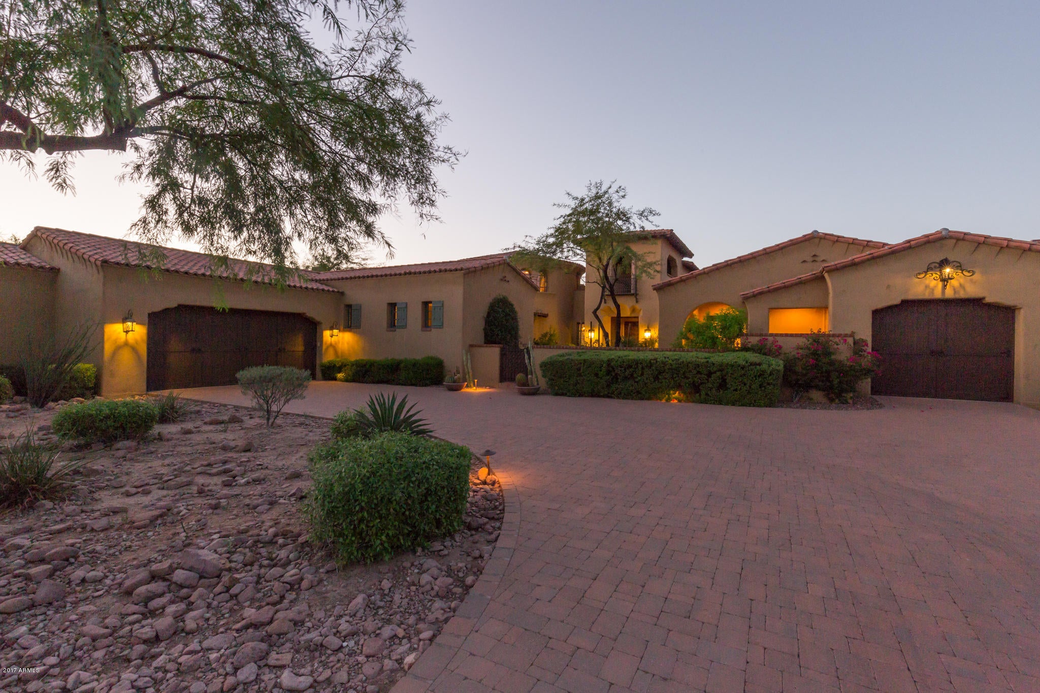 Superstition Mountain - Residential