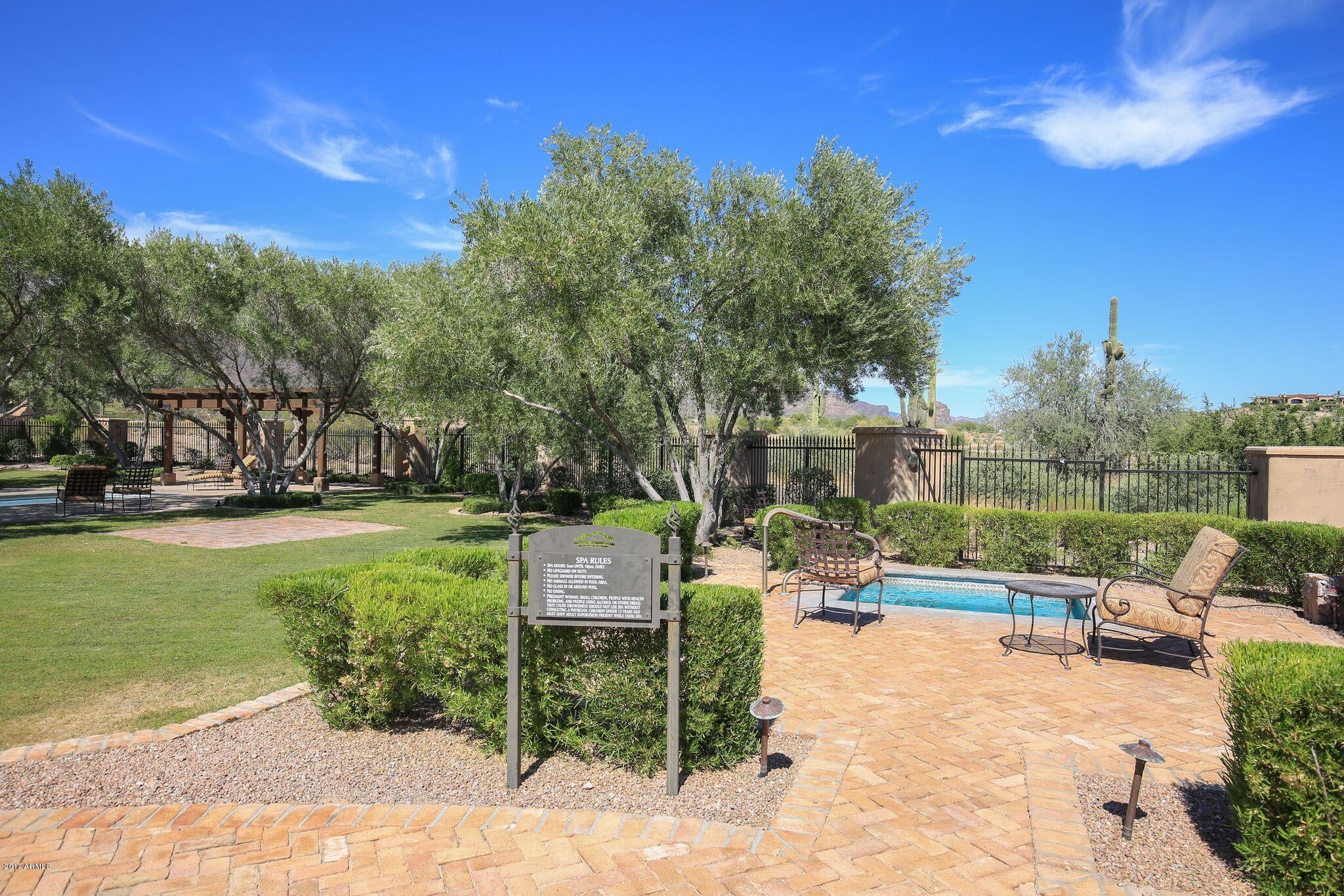 Superstition Mountain - Residential