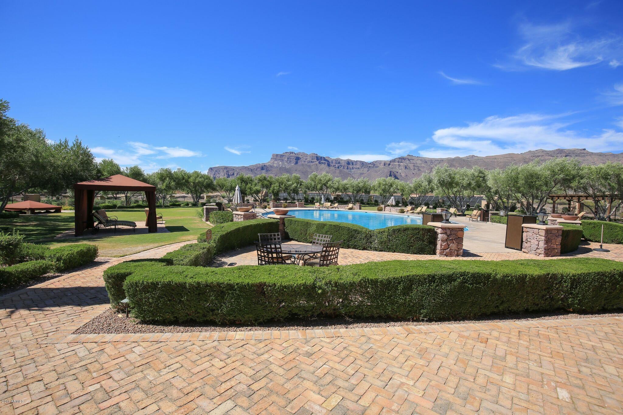 Superstition Mountain - Residential