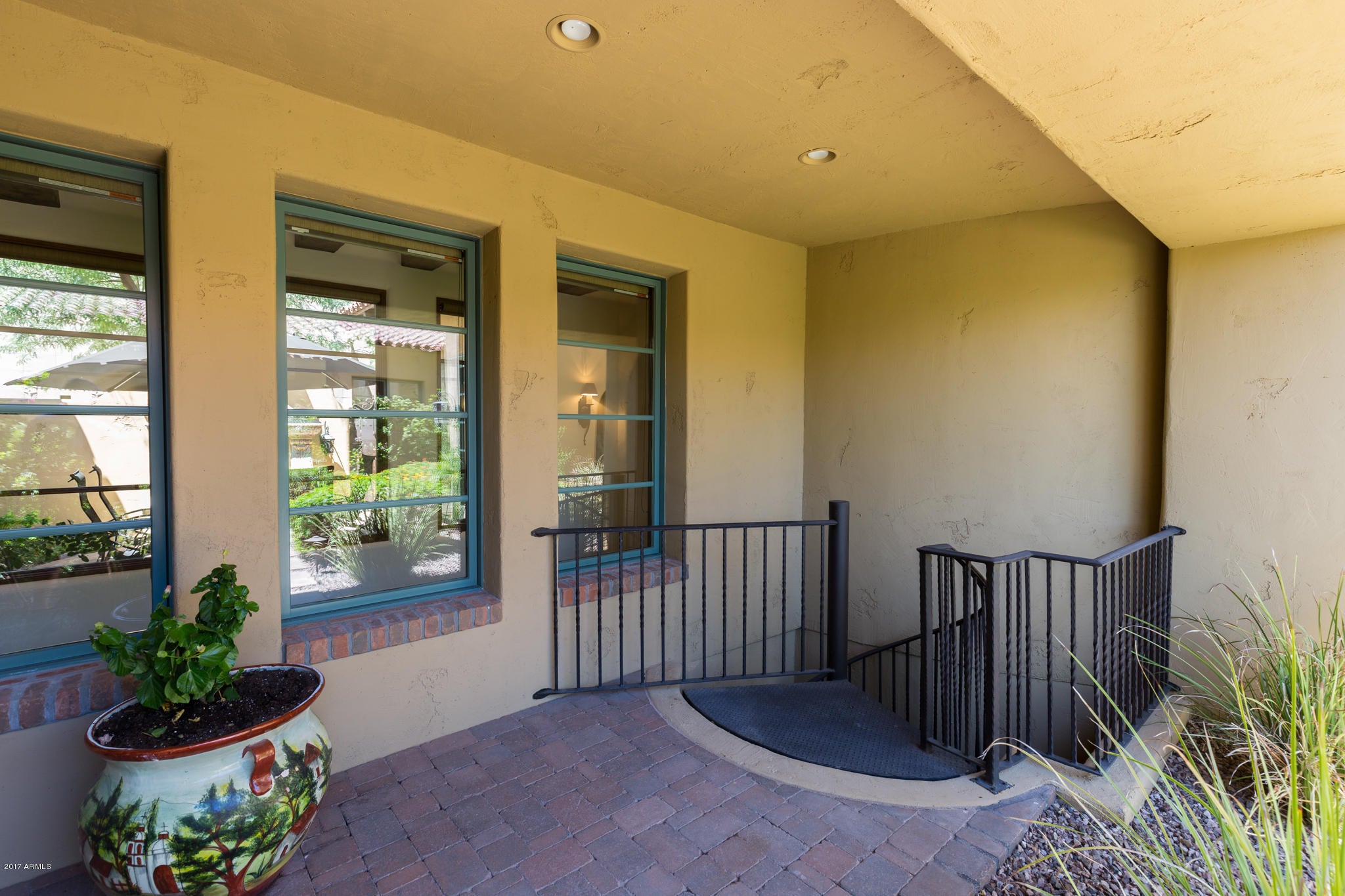 Superstition Mountain - Residential