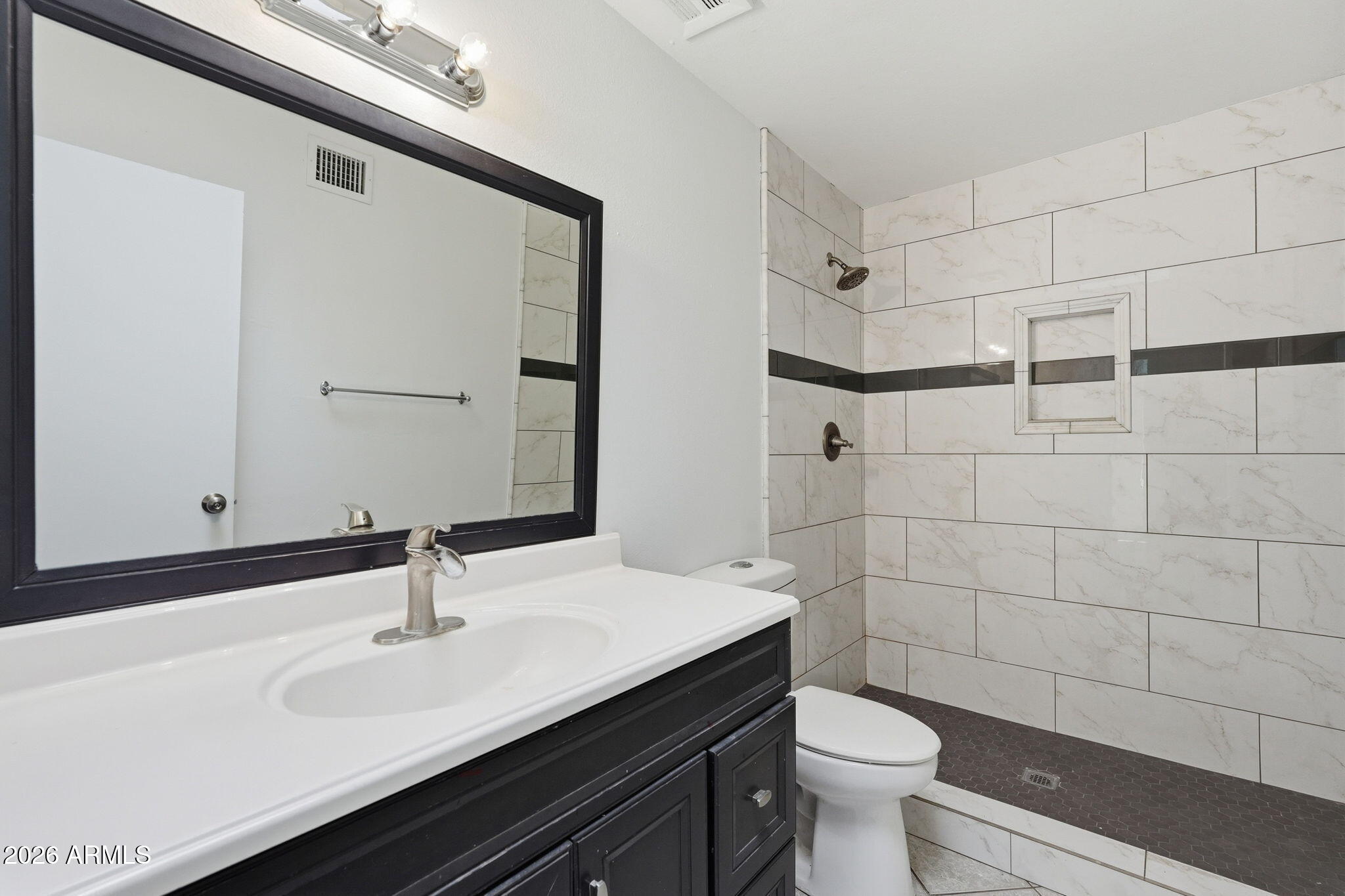 ADVENTURE HOMES AMD - Residential