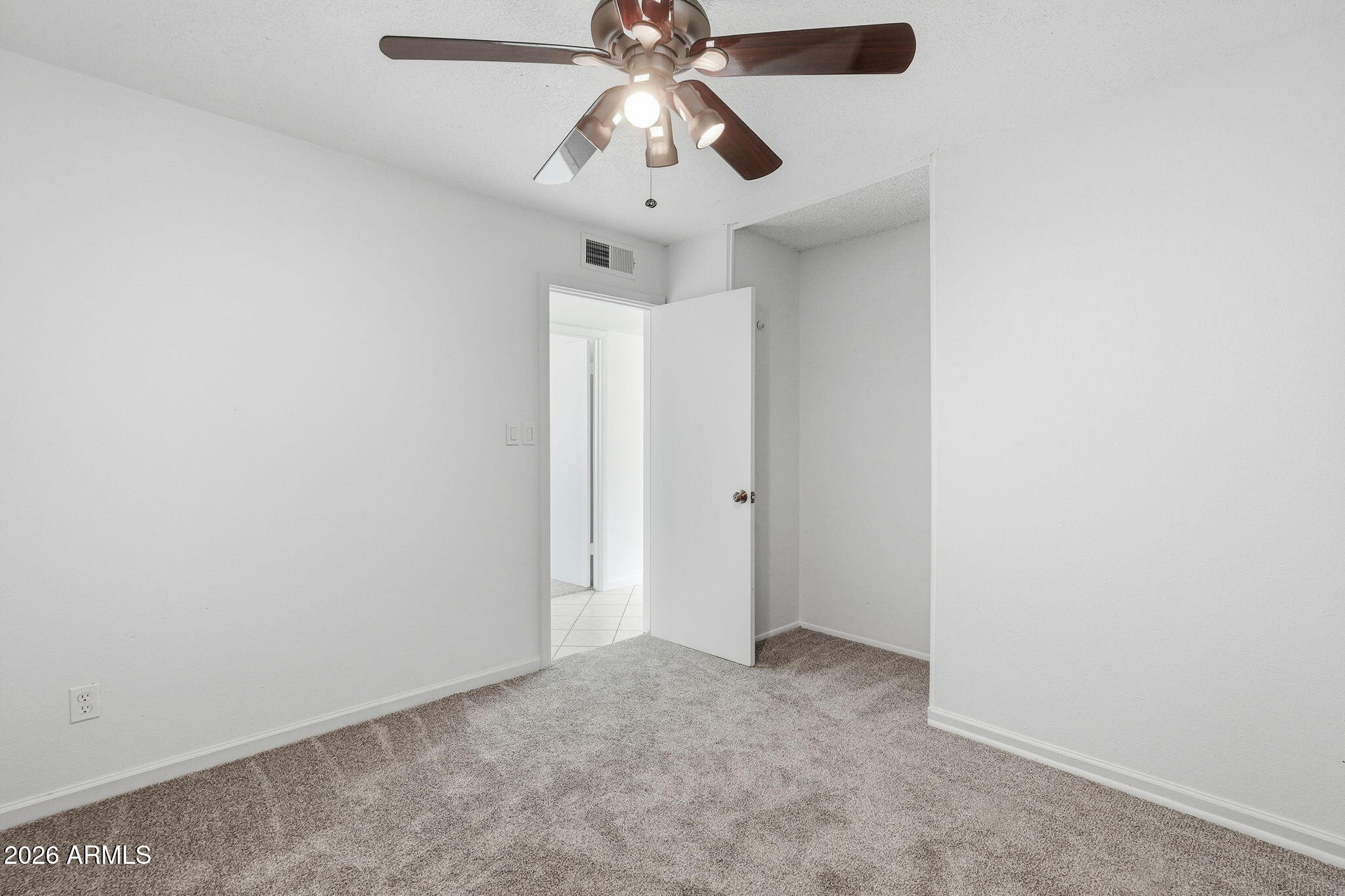 ADVENTURE HOMES AMD - Residential