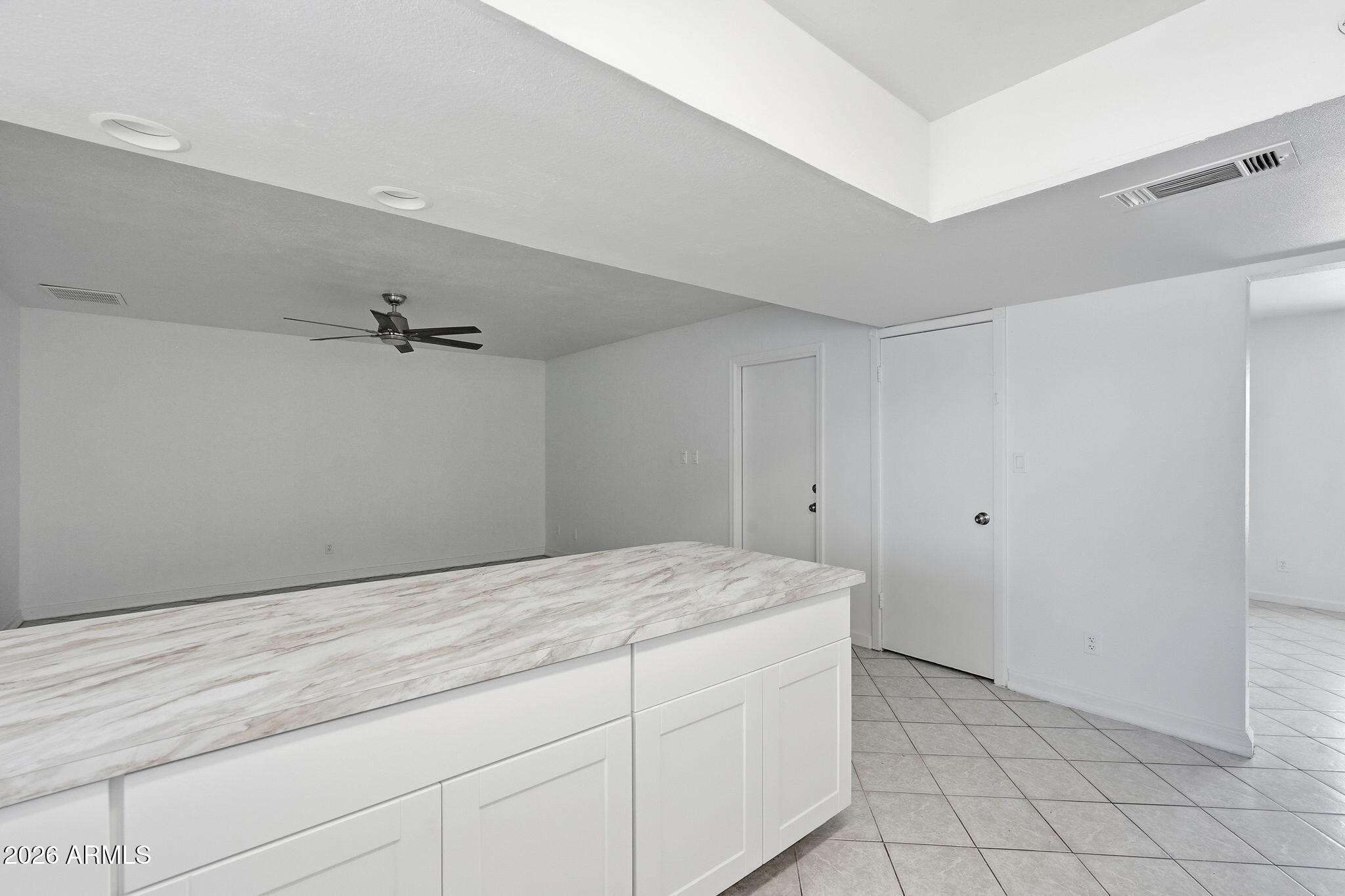 ADVENTURE HOMES AMD - Residential