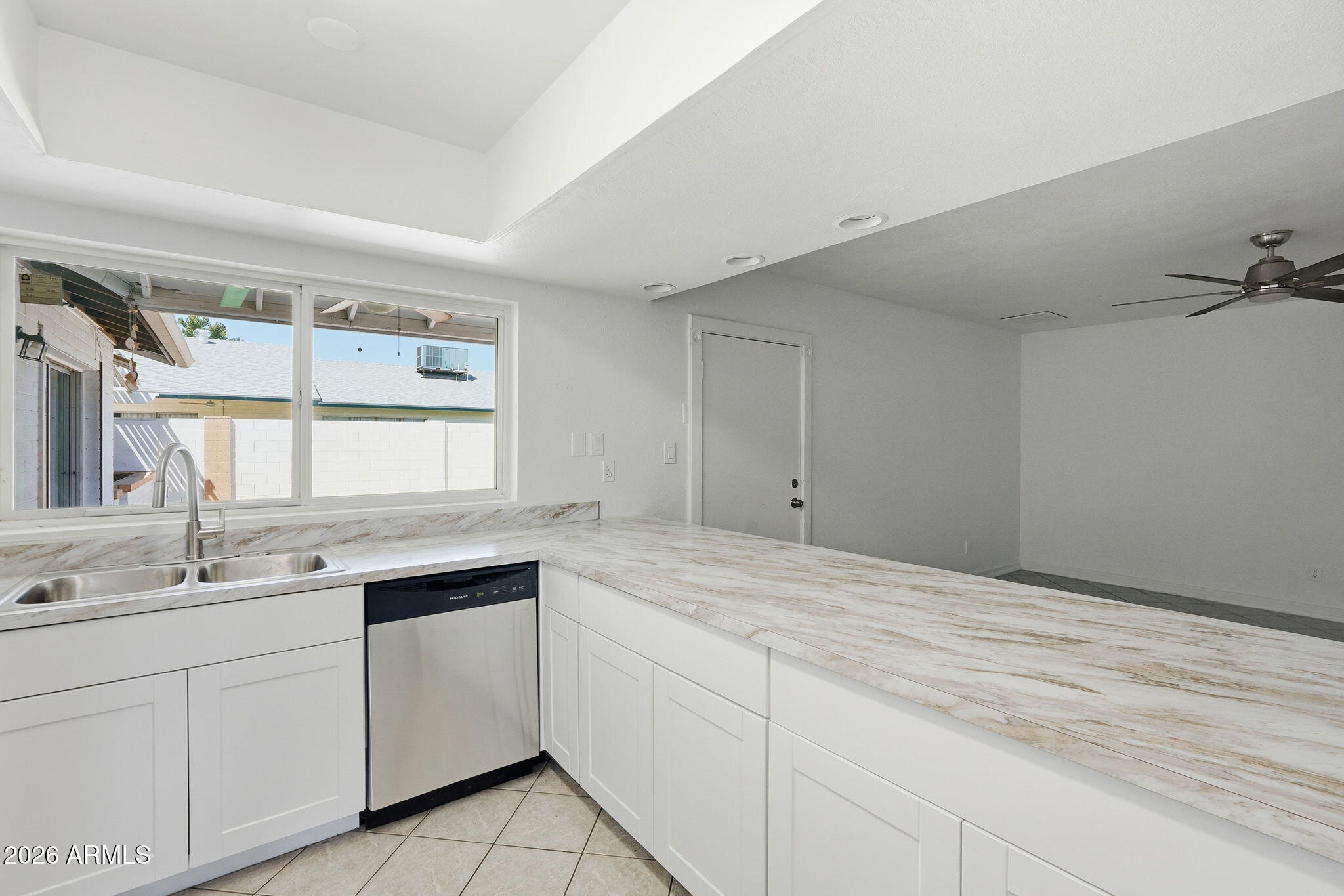 ADVENTURE HOMES AMD - Residential