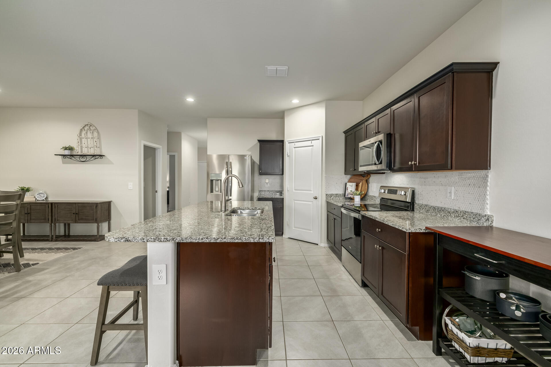 CRESTFIELD MANOR AT ARIZONA FARMS - Residential