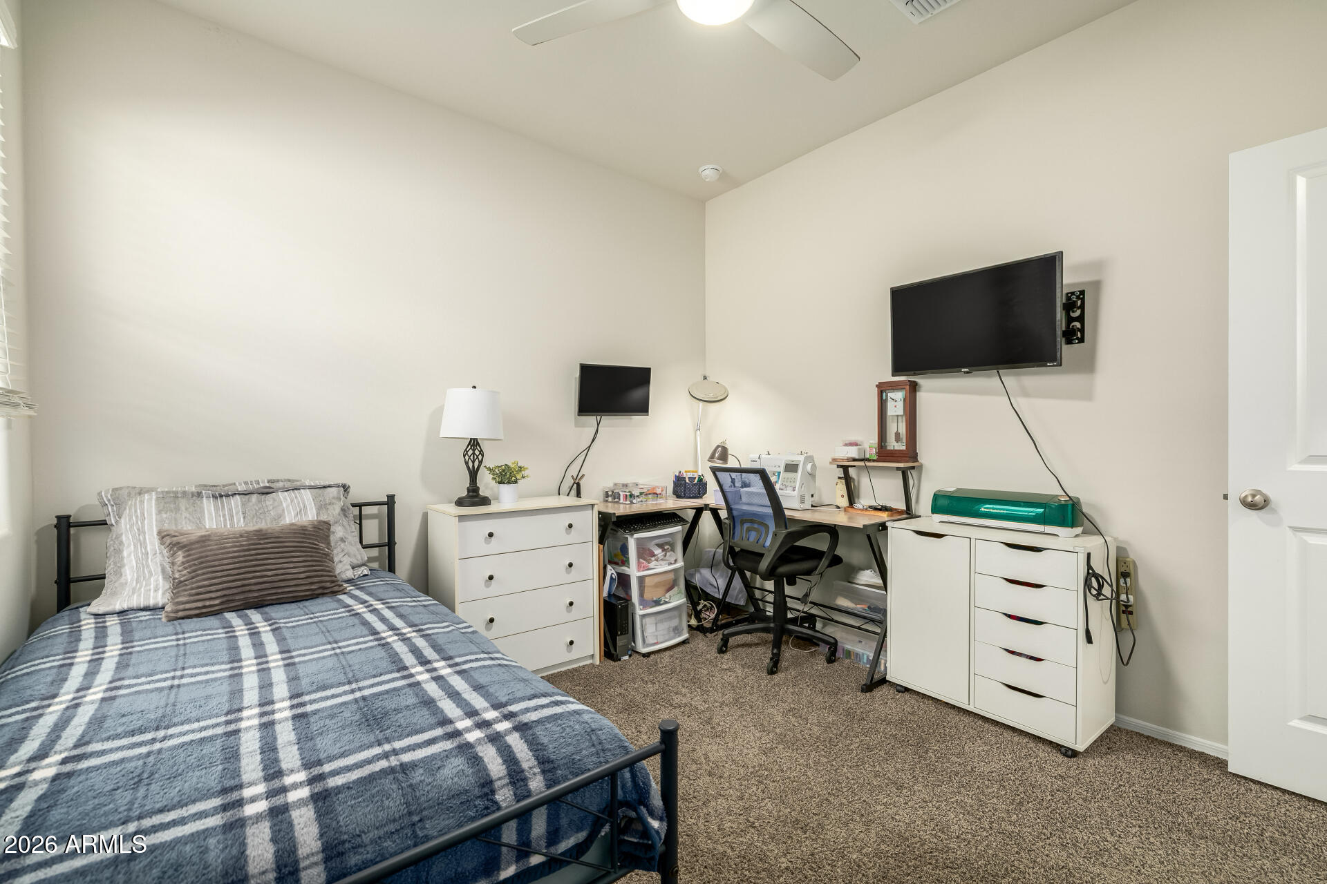 CRESTFIELD MANOR AT ARIZONA FARMS - Residential