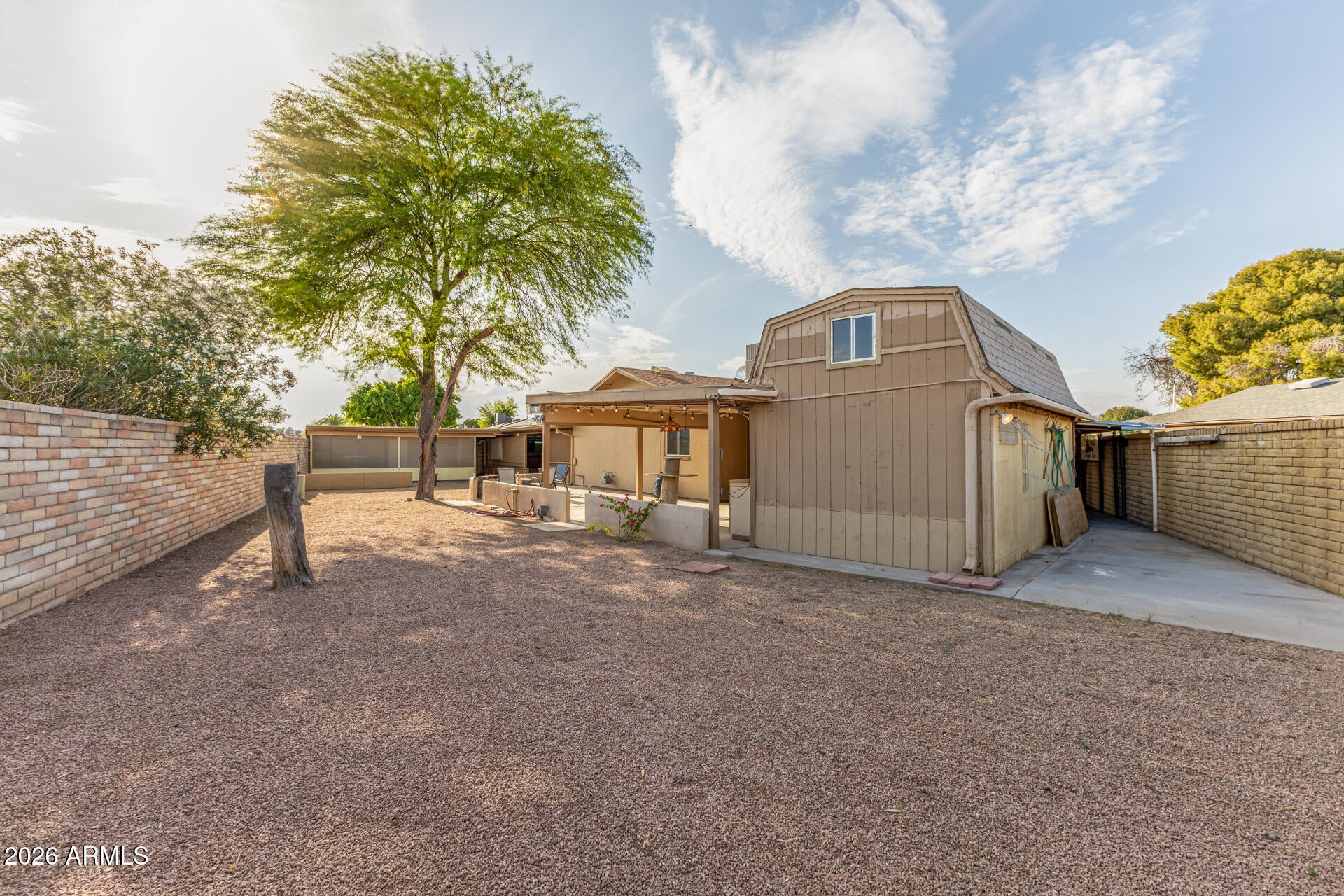 WEST PLAZA 26 - Residential
