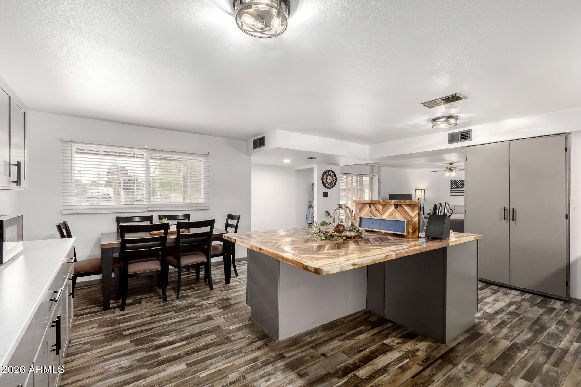 WEST PLAZA 26 - Residential
