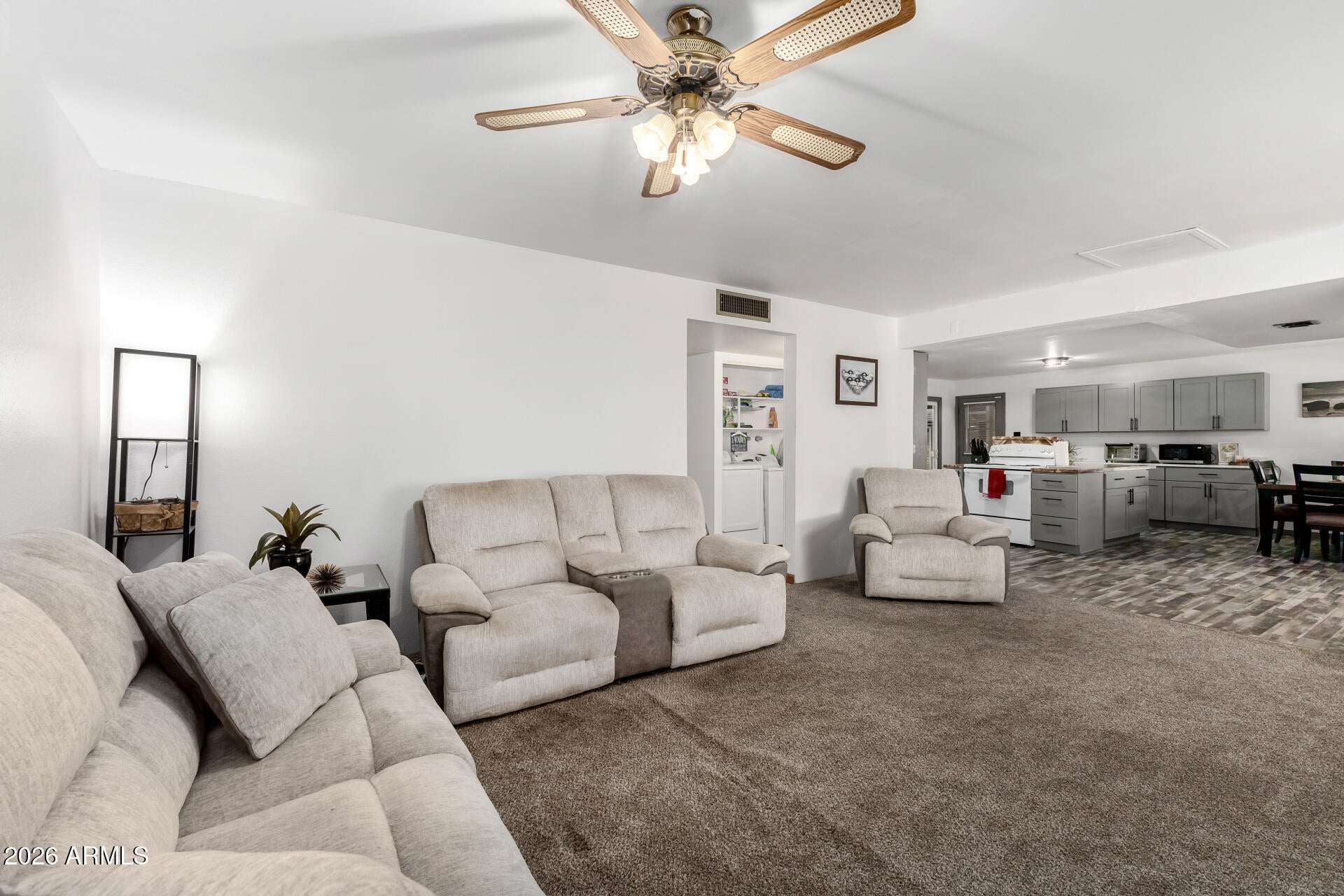 WEST PLAZA 26 - Residential