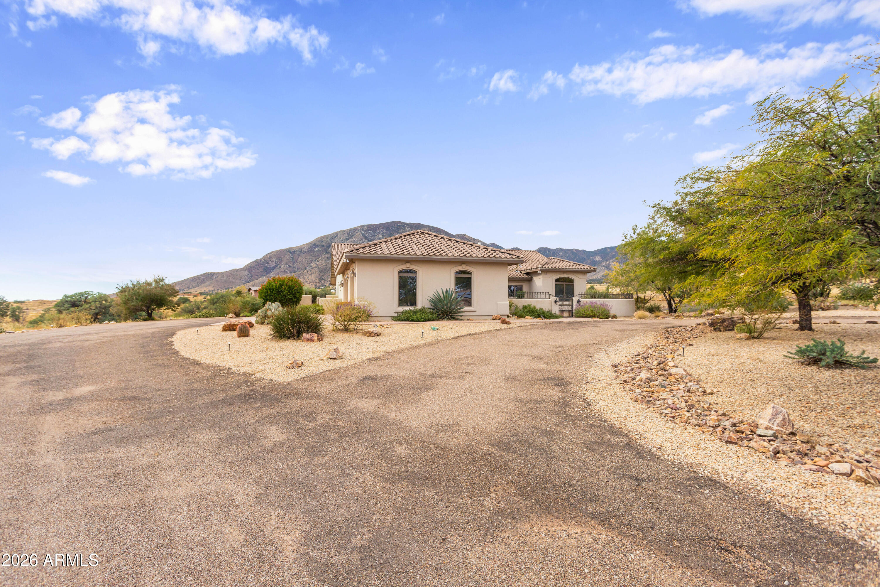 WILD HORSE 2 - Residential