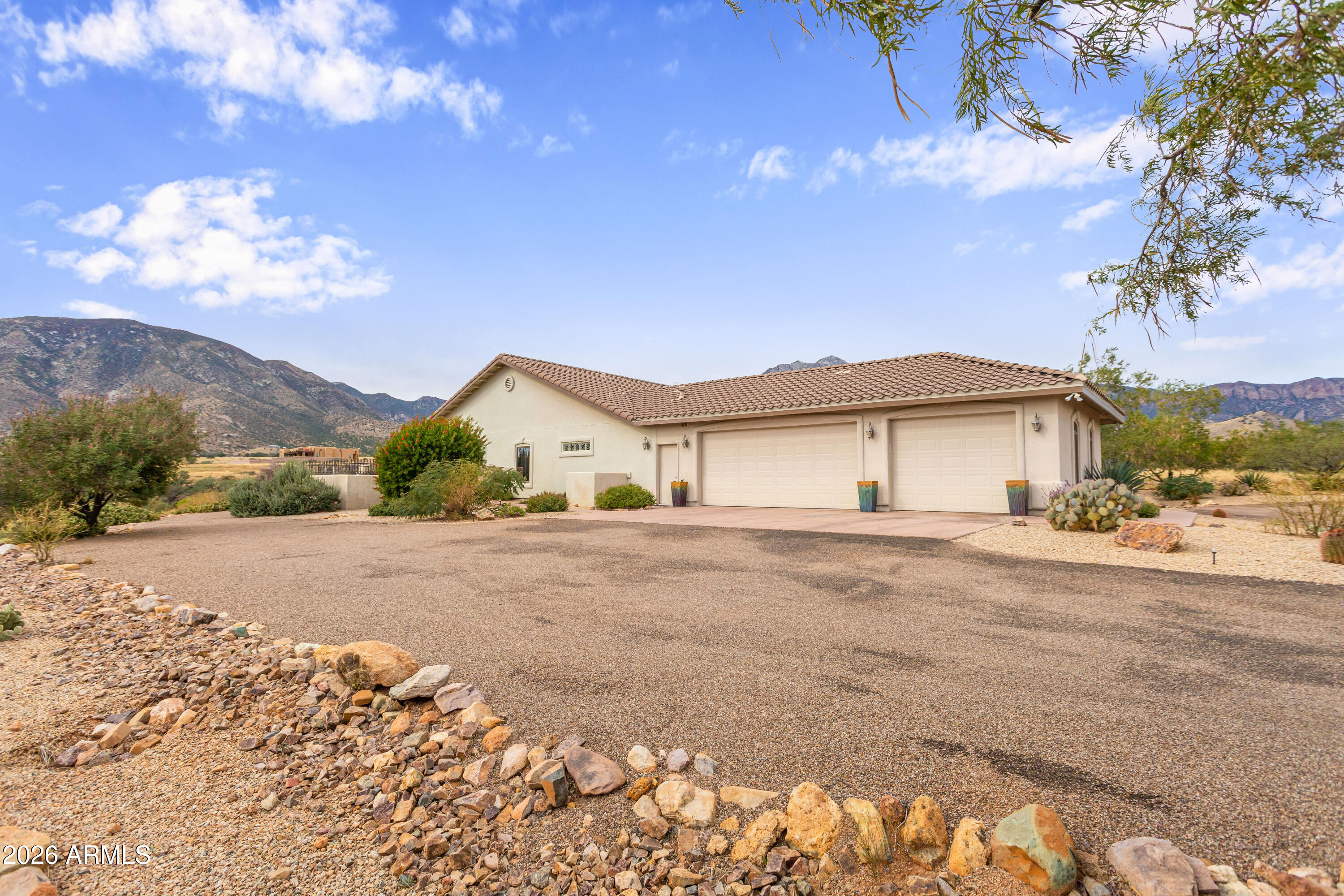 WILD HORSE 2 - Residential