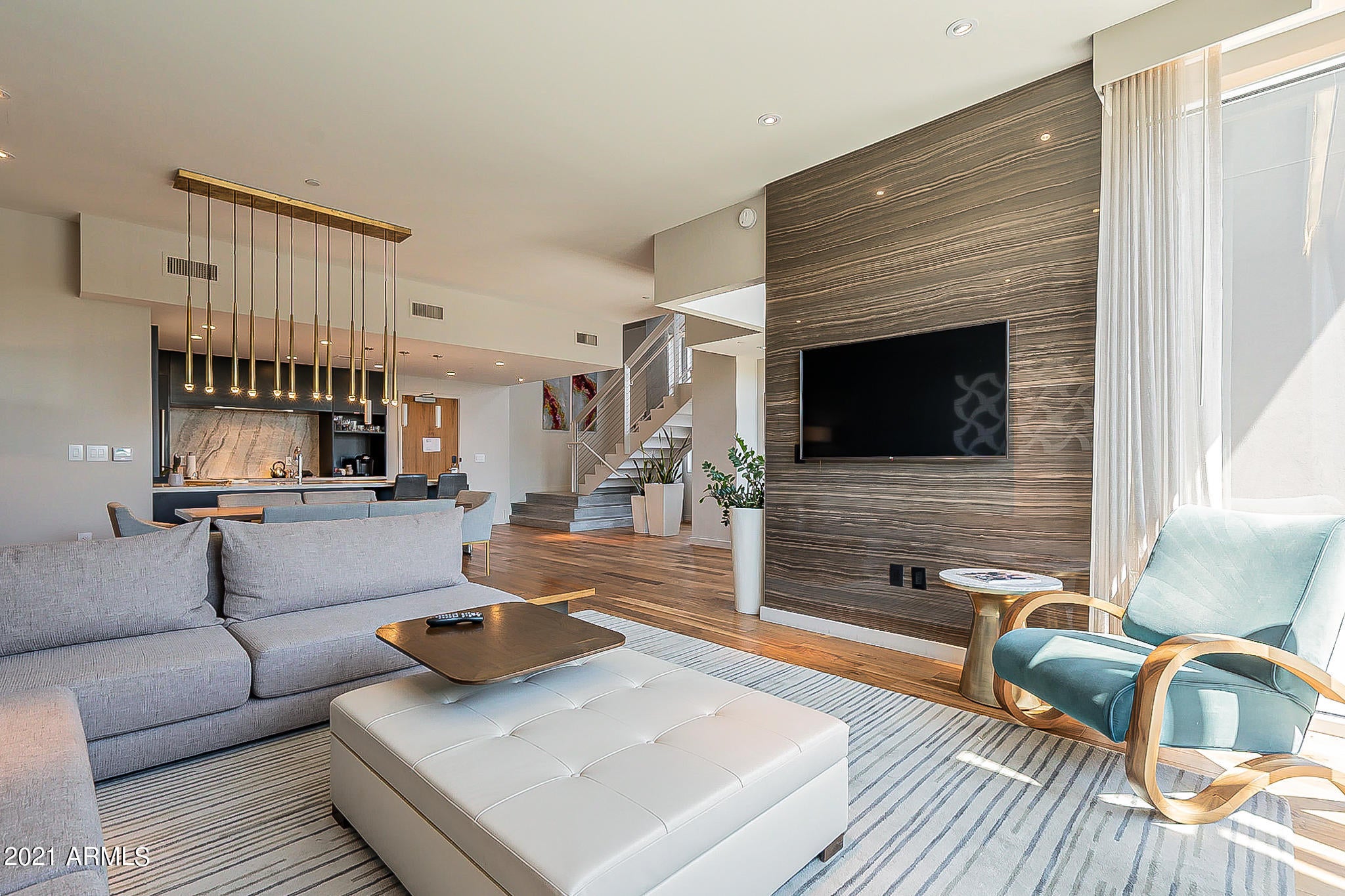 MOUNTAIN SHADOWS RESORT HOTEL CONDOMINIUM - Residential