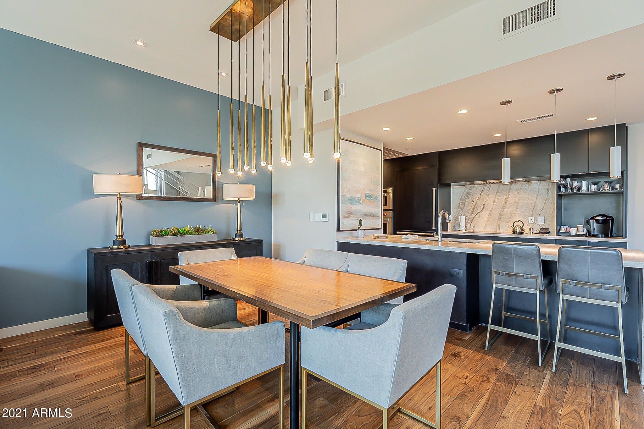 MOUNTAIN SHADOWS RESORT HOTEL CONDOMINIUM - Residential