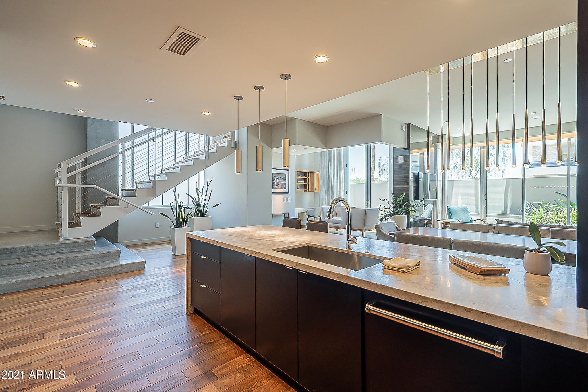 MOUNTAIN SHADOWS RESORT HOTEL CONDOMINIUM - Residential