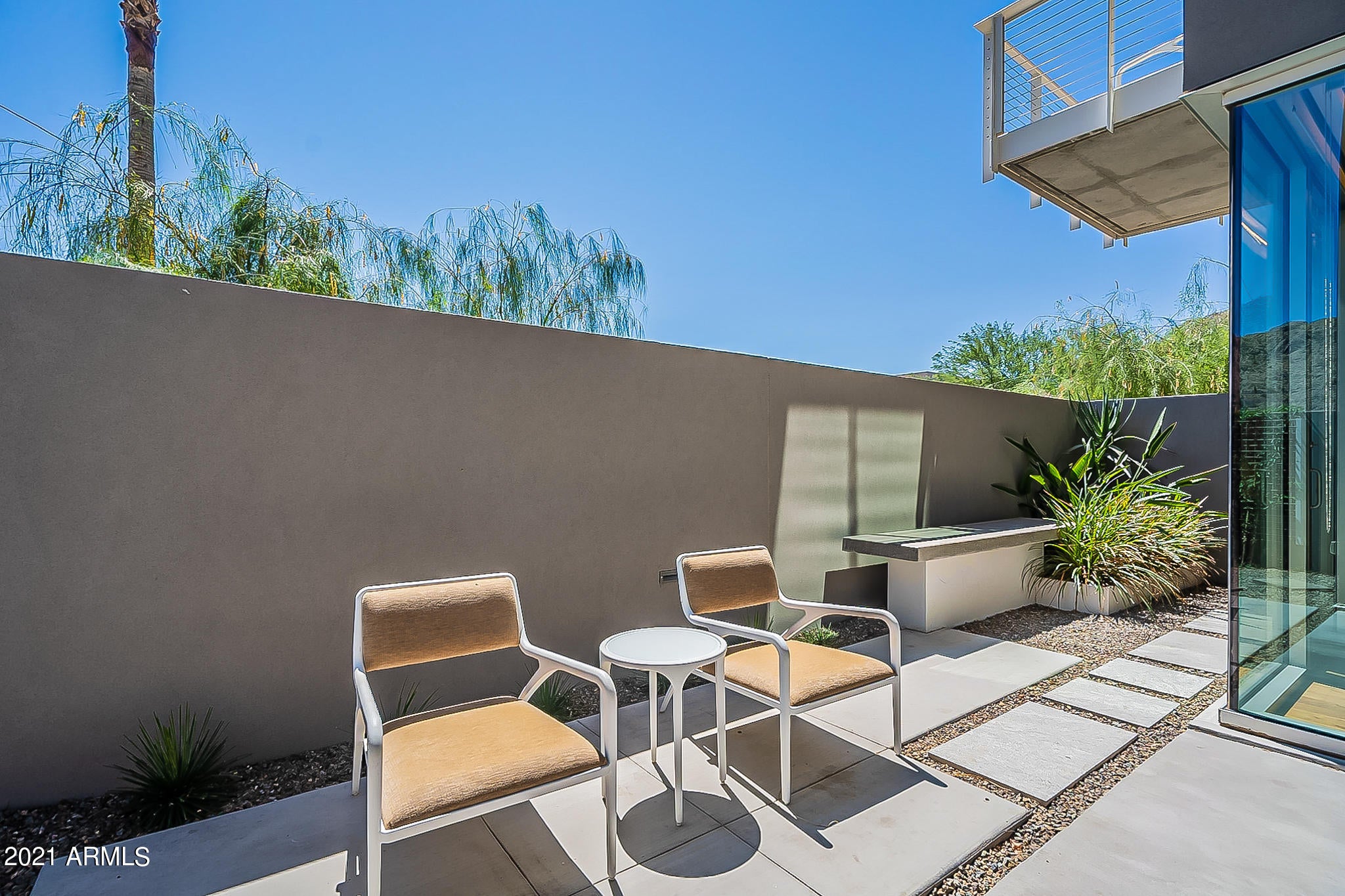 MOUNTAIN SHADOWS RESORT HOTEL CONDOMINIUM - Residential