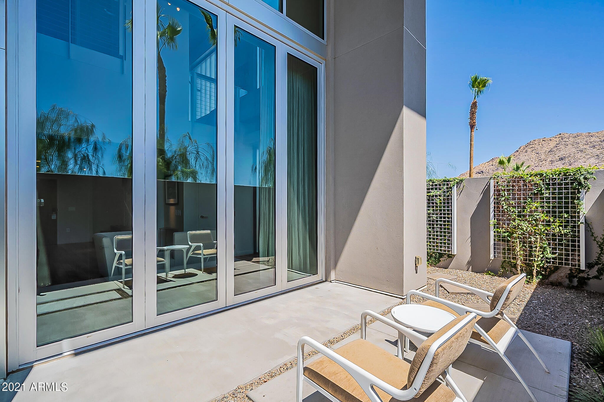 MOUNTAIN SHADOWS RESORT HOTEL CONDOMINIUM - Residential