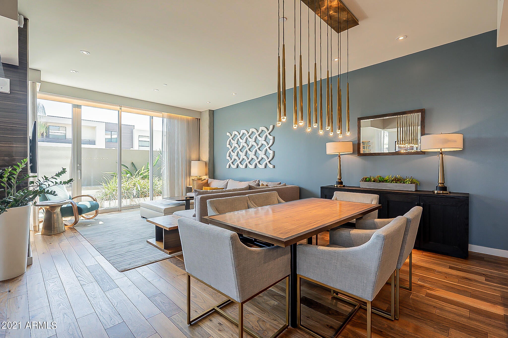 MOUNTAIN SHADOWS RESORT HOTEL CONDOMINIUM - Residential