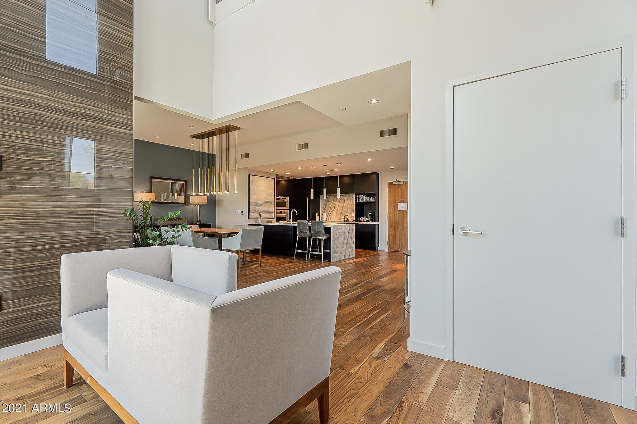MOUNTAIN SHADOWS RESORT HOTEL CONDOMINIUM - Residential