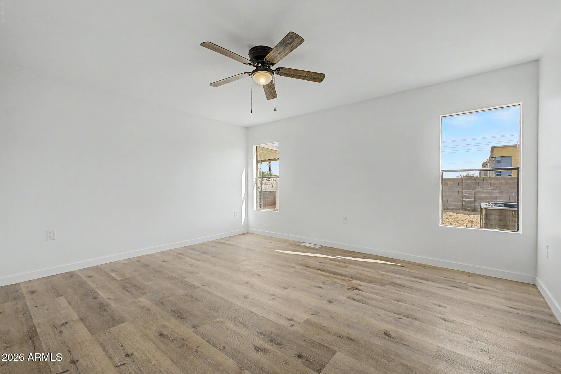 SUPERSTITION COUNTRY 5 UNIT 4 - Residential