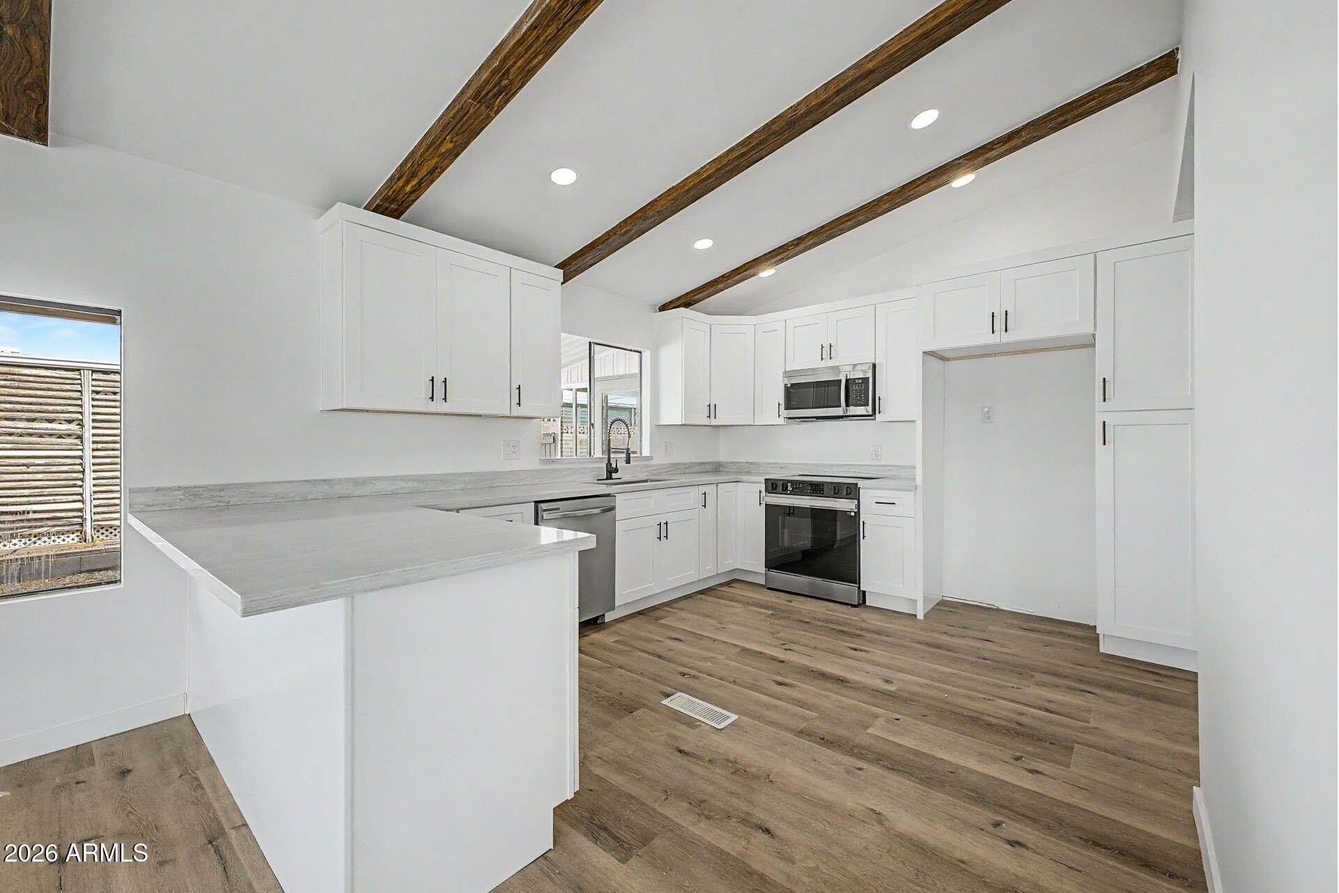 SUPERSTITION COUNTRY 5 UNIT 4 - Residential